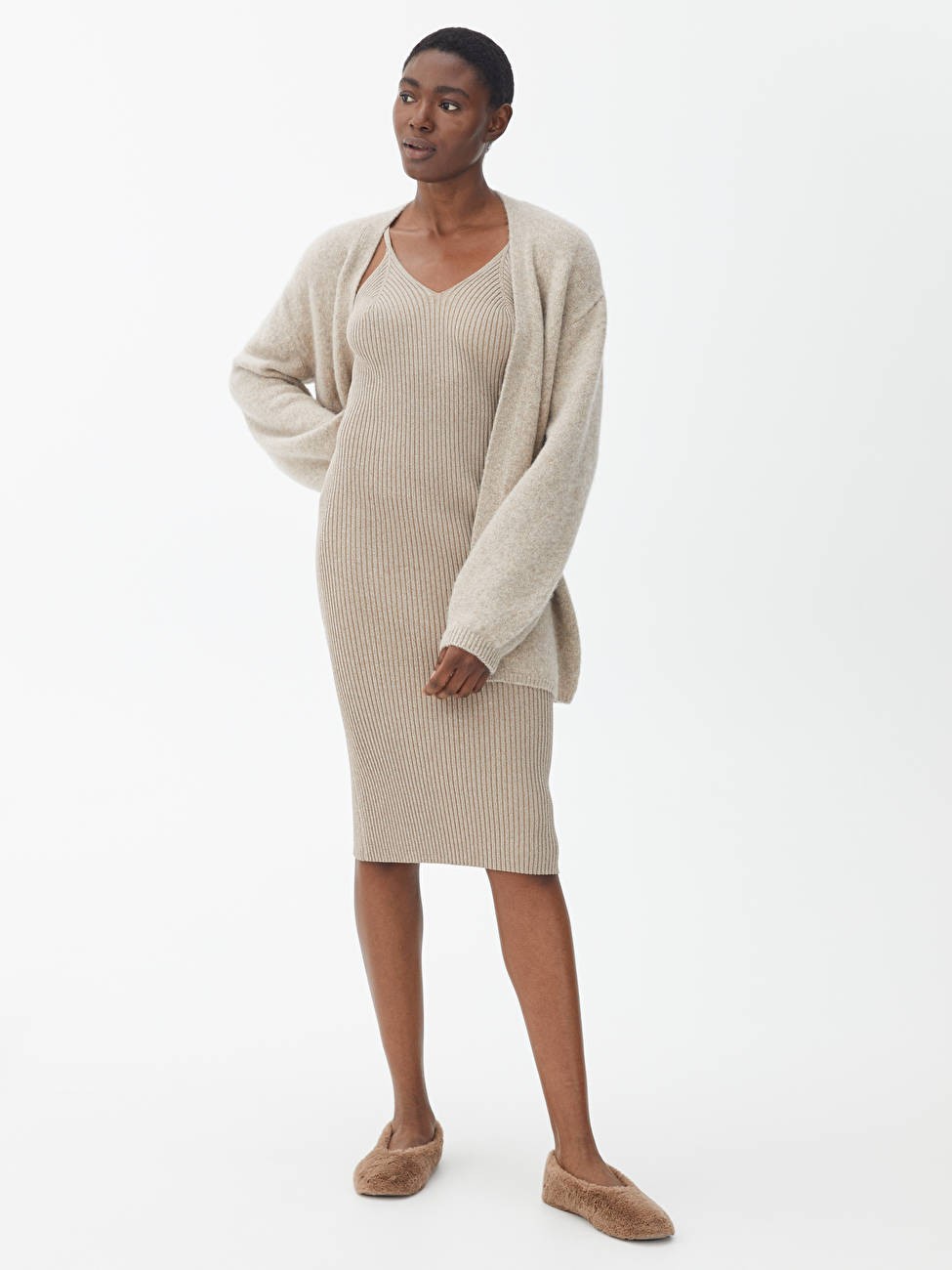 Strickkleid mit Trägern | ARKET (EU)