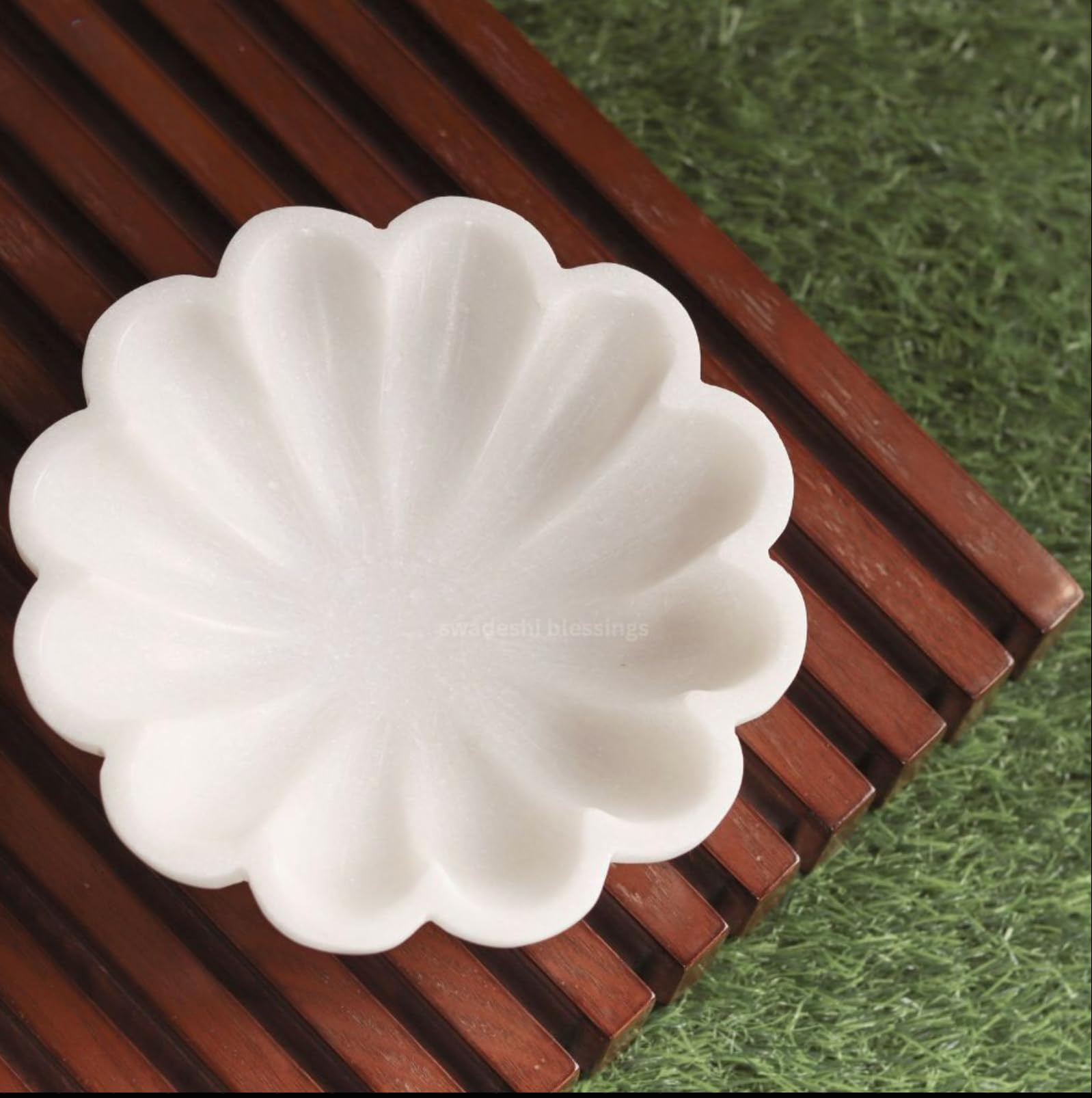 HandCrafted Marble Large Decorative Bowl | White Decorative Bowls for Home Decor | Ruffle Bowl | ... | Amazon (US)