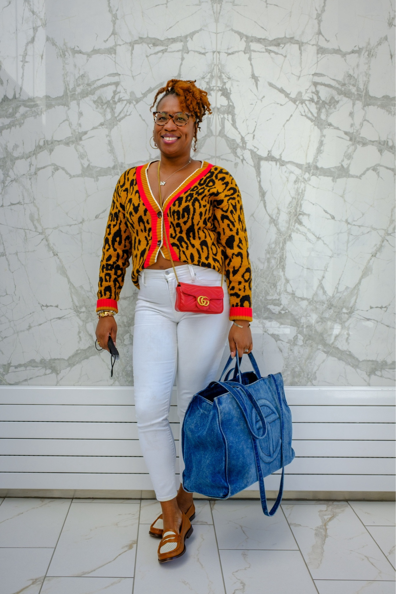 This is still one of my favorite looks for the fall! Give me white pants, some cute and comfy loafers and 2 bags! That’s all a girl needs… right?!!

#LTKU #LTKOver40 #LTKItBag