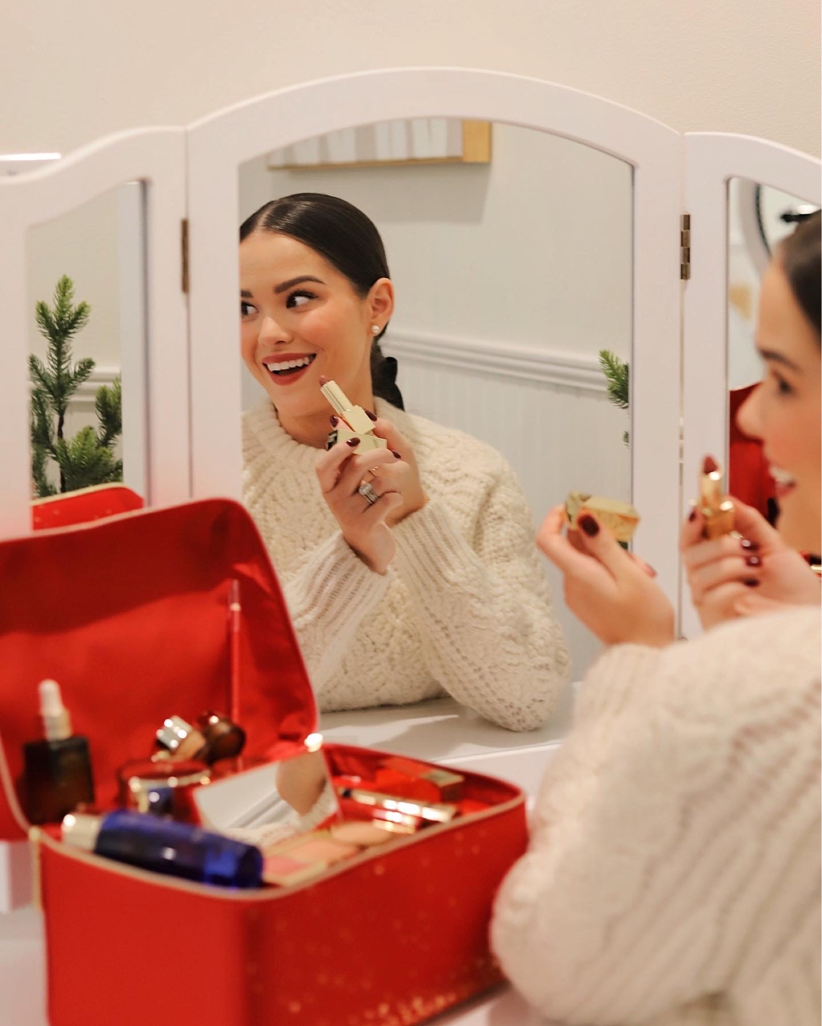 Estée Lauder gift ideas from dillards 

#LTKSeasonal #LTKGiftGuide #LTKHoliday