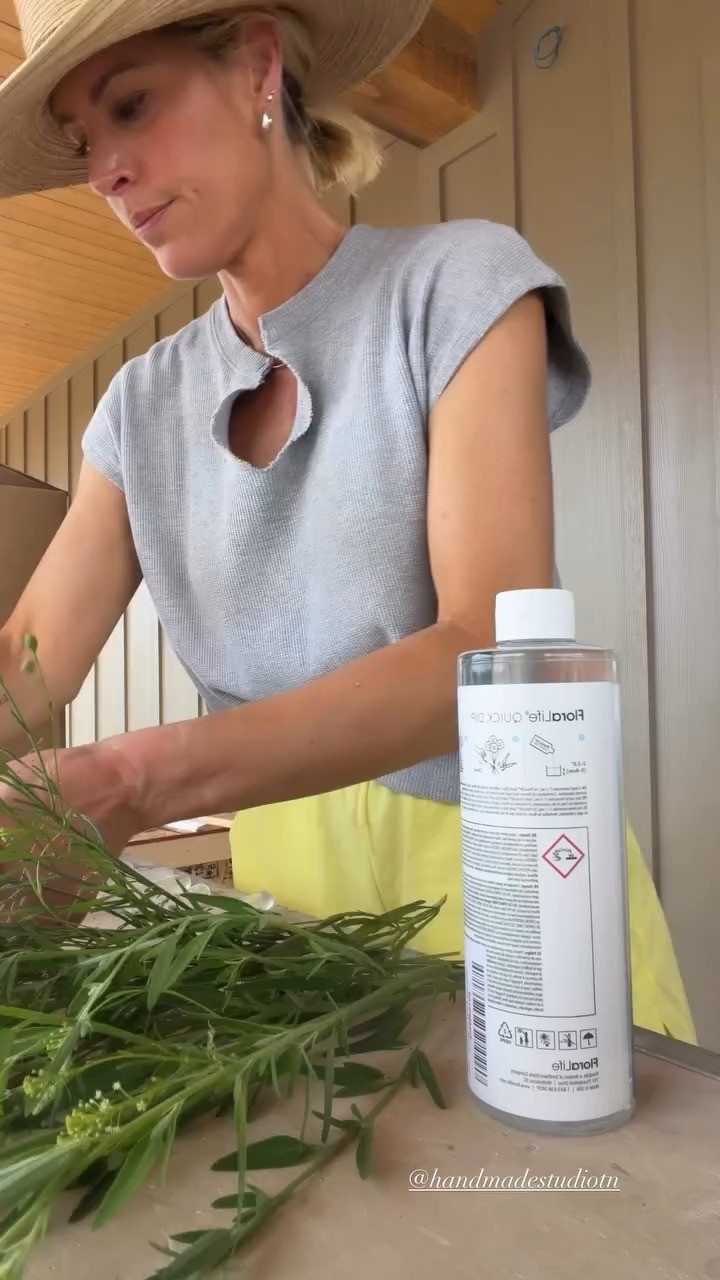 Give your flowers a second life with FloraLife! 🌸🌱 

 #LTKSeasonal #LTKHome