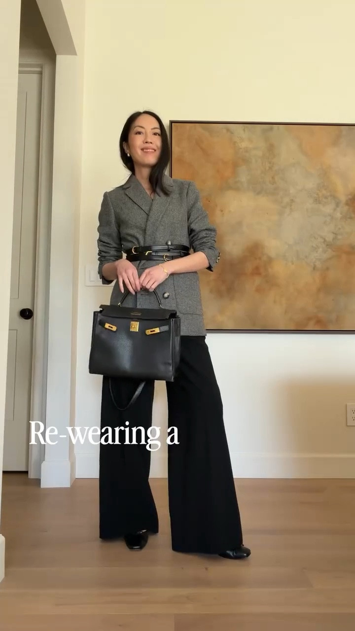 Black flats: effortless and classic. Shop now!

#classicstyle
#workoutfit
#officeoutfit
#businessoutfit
#businesscasual

#LTKSeasonal #LTKootd #LTKWorkwear