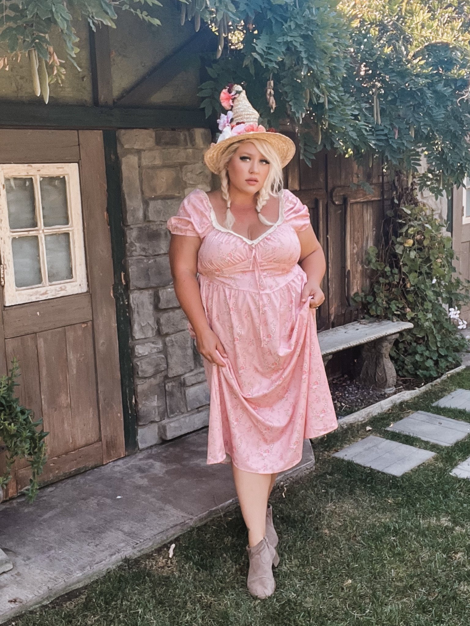 Pink romantic dress

#LTKSeasonal #LTKPlusSize #LTKMidsize