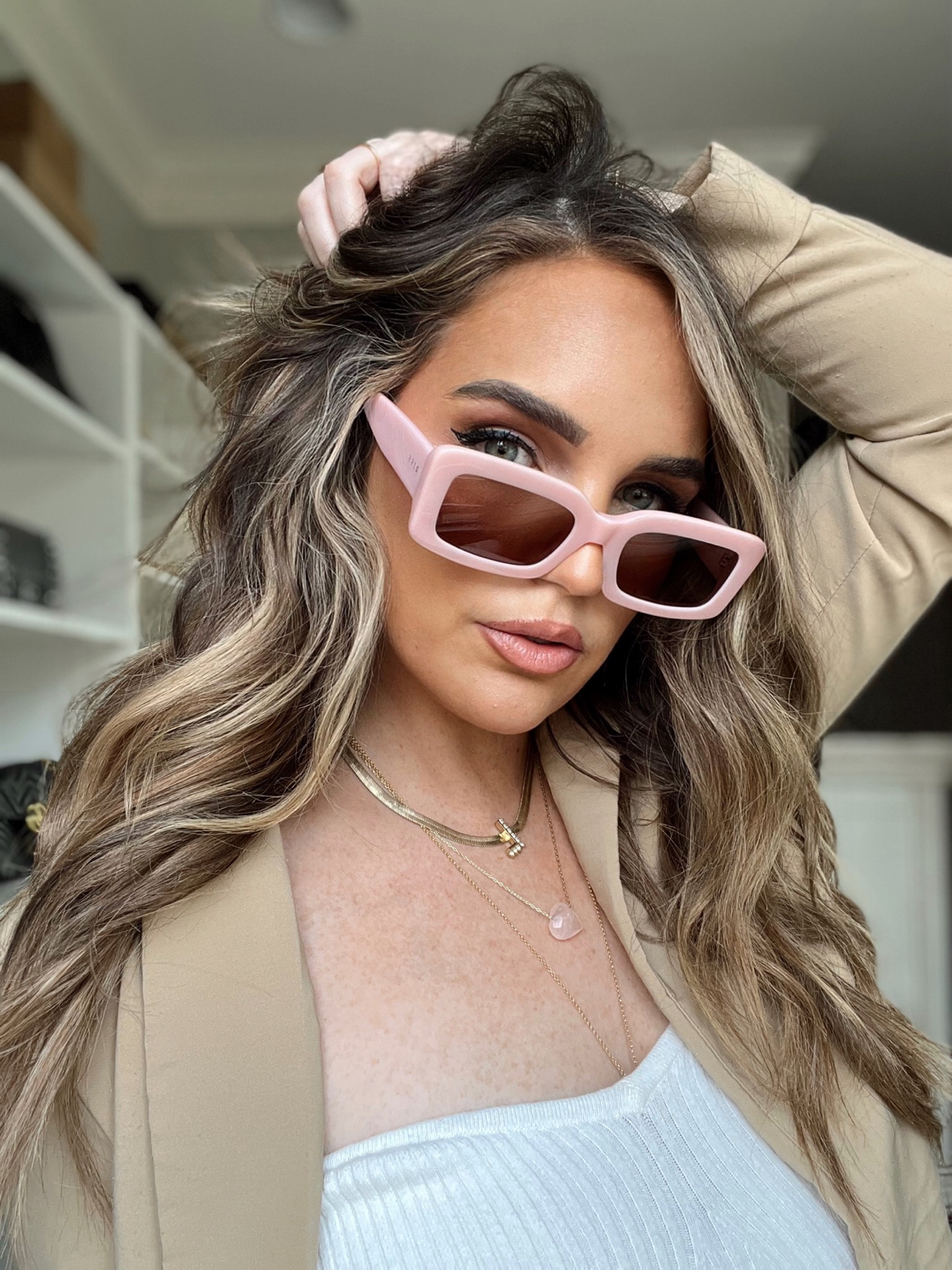 DIFF sunnies 

#LTKfindsunder50 #LTKfindsunder100 #LTKsalealert