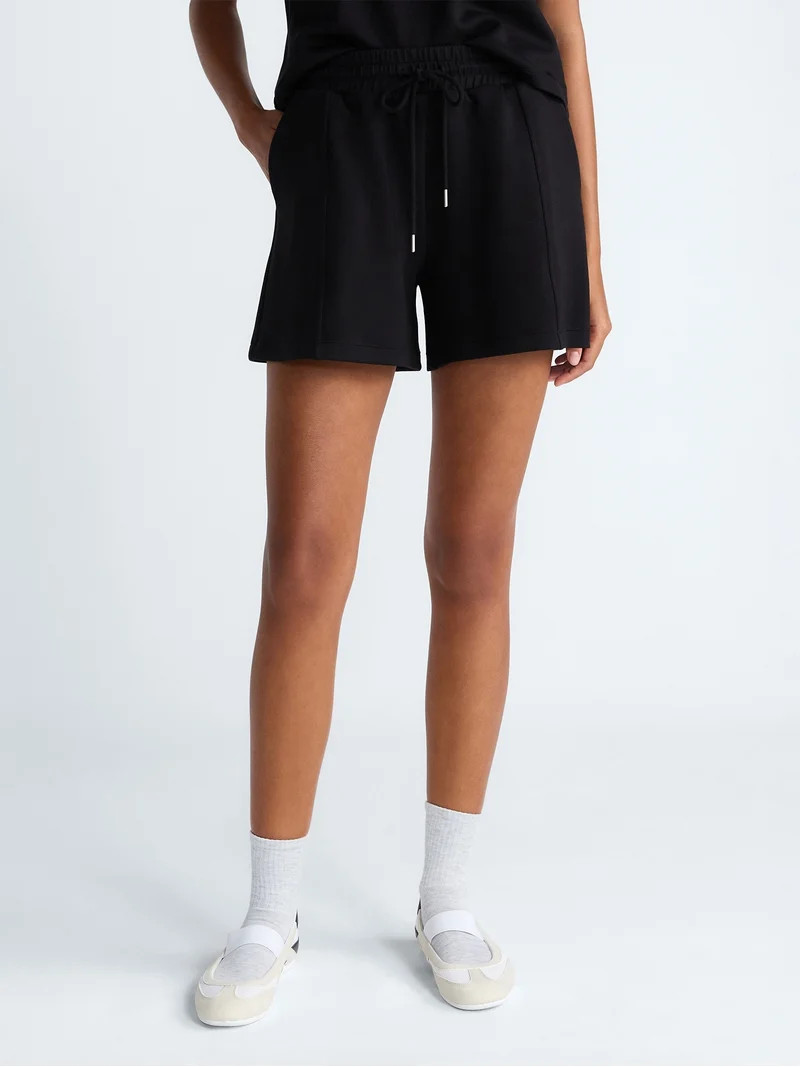 Scoop Women's and Women's Plus Scubaknit Seamed Shorts, 4.5'' Inseam, Sizes XS-4X | Walmart (US)