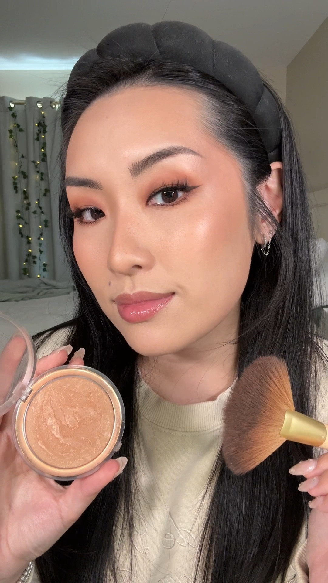 Drugstore brands seldom nail bronzers but Flower Beauty really did the dang thing! 🙂‍↕️

#LTKBeauty #makeup #beauty #drugstore #Ulta #Target