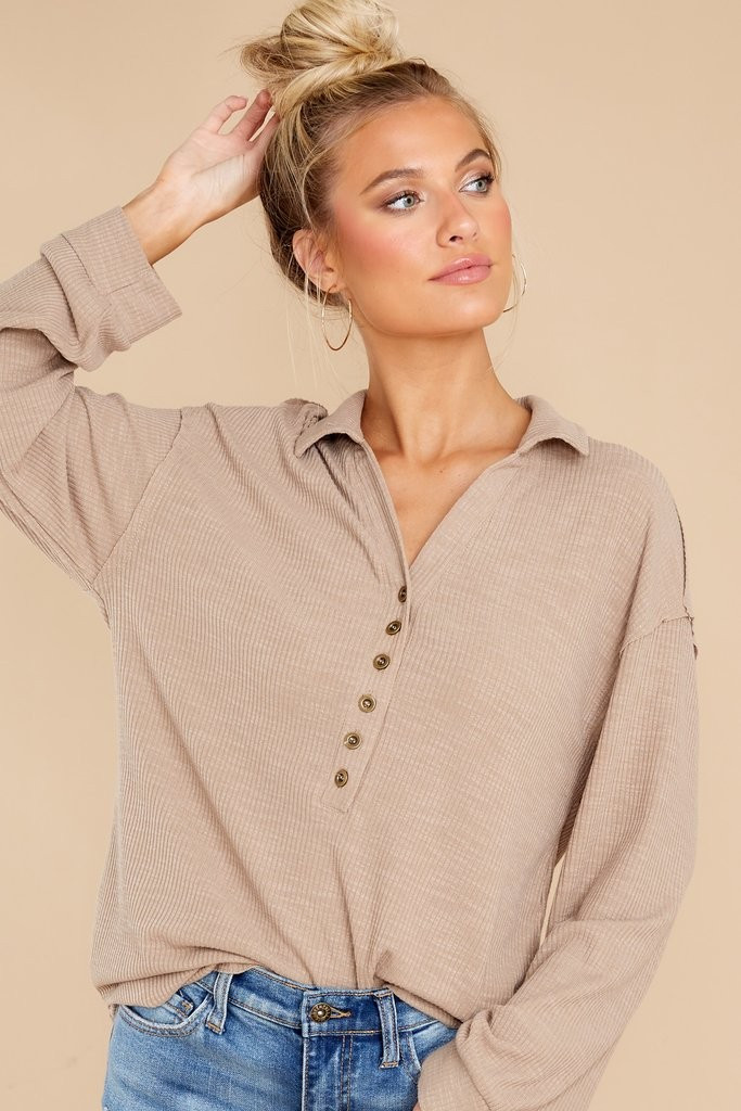 Climbing Higher Light Mocha Top | Red Dress 