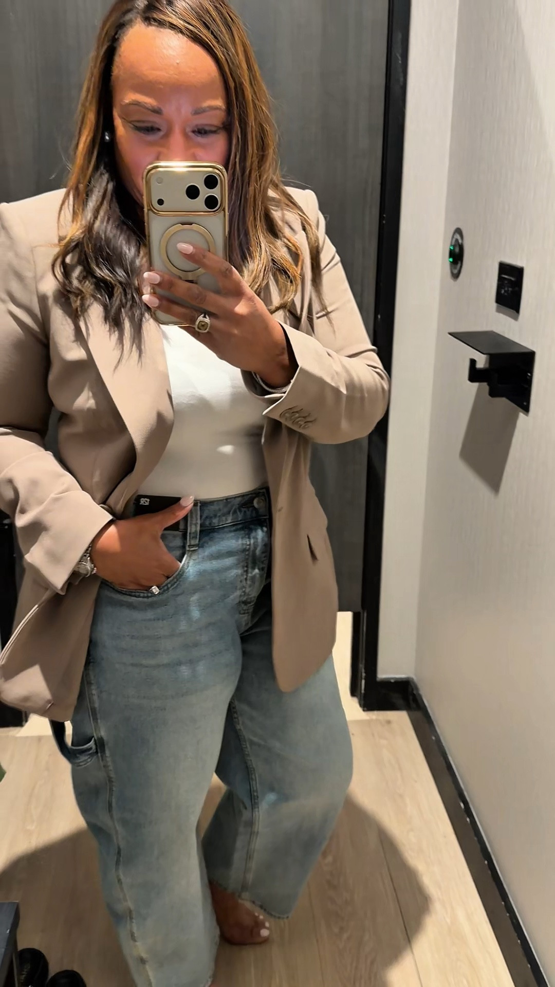 The Perfect Express Duo: Neutral Blazer & Carpenter Denim 

Mixing polished structure with a relaxed fit. This Express blazer is a versatile staple for any season, and the wide-leg carpenter jeans are a must-have for a modern silhouette.
• Blazer: Classic fit, true to size.
• Jeans: Relaxed denim with functional details.
• Style Tip: Add a sleek bodysuit for a seamless look.
#LTKworkwear #LTKunder100 #LTKstyletip #ExpressStyle #NeutralAesthetic #DenimStyle #StreetStyle