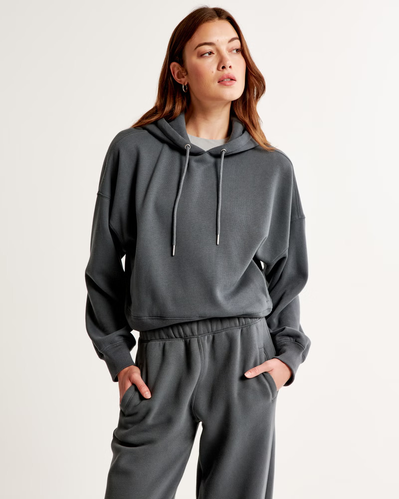 Essential Sunday Hoodie | Abercrombie & Fitch (UK)