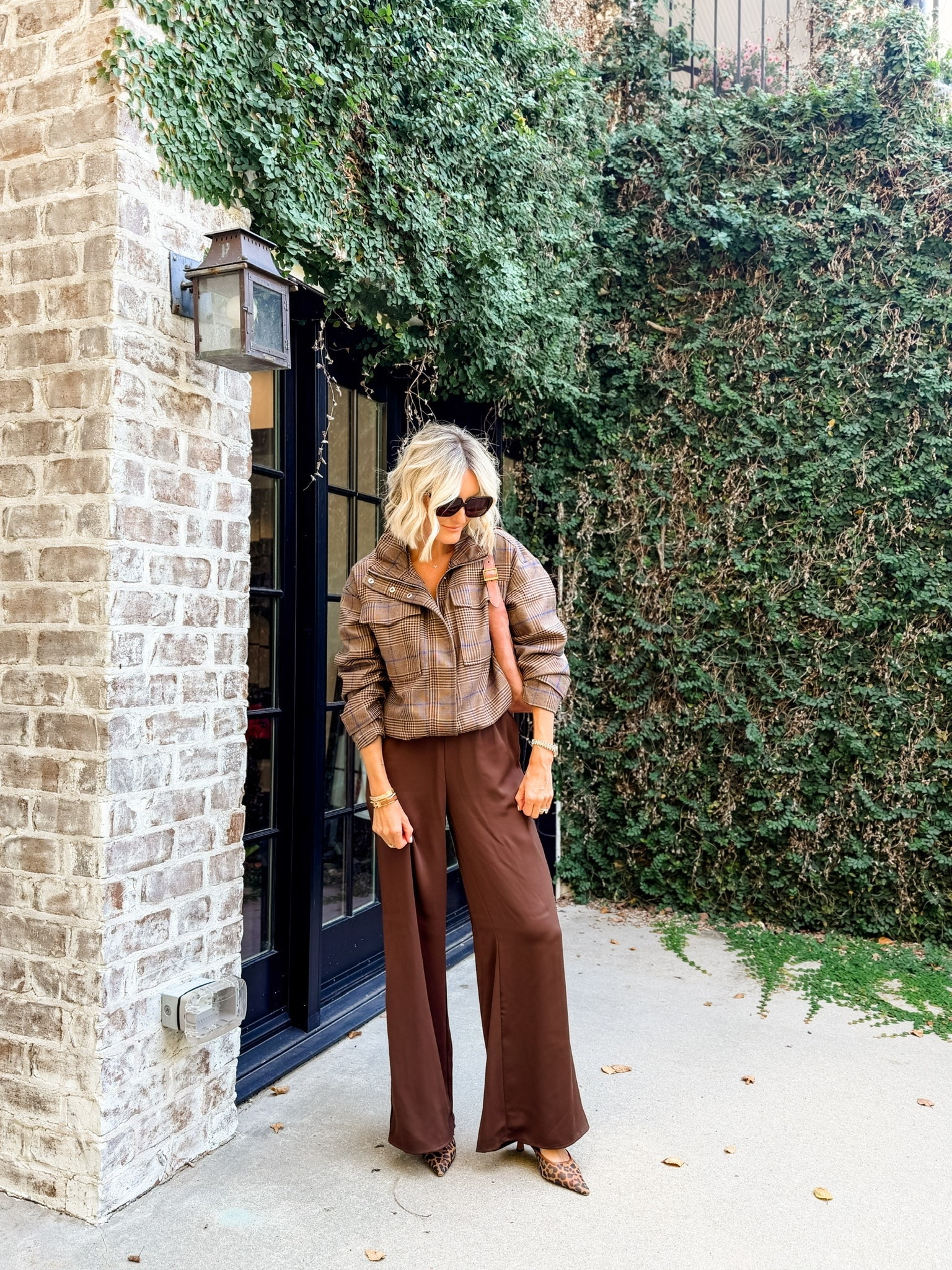 This plaid jacket is such a great fall layer! It reminds me of this jacket I got from Anthropologie that sold out so fast! Wearing S in the jacket & XS in the pants!

Loverly Grey, Target, plaid jacket, brown pants, fall outfit, fall looks

#LTKSeasonal
