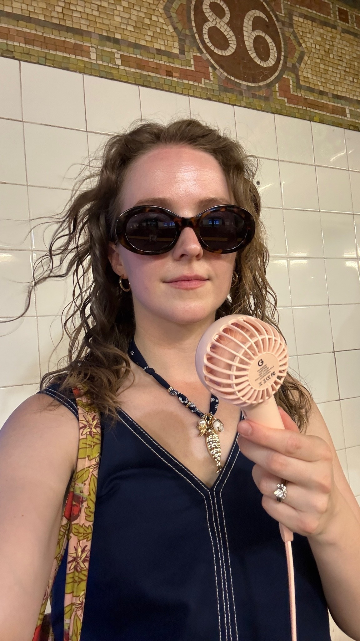 The best under $10 rechargable fan for hot days. So light weight too & 3 speeds