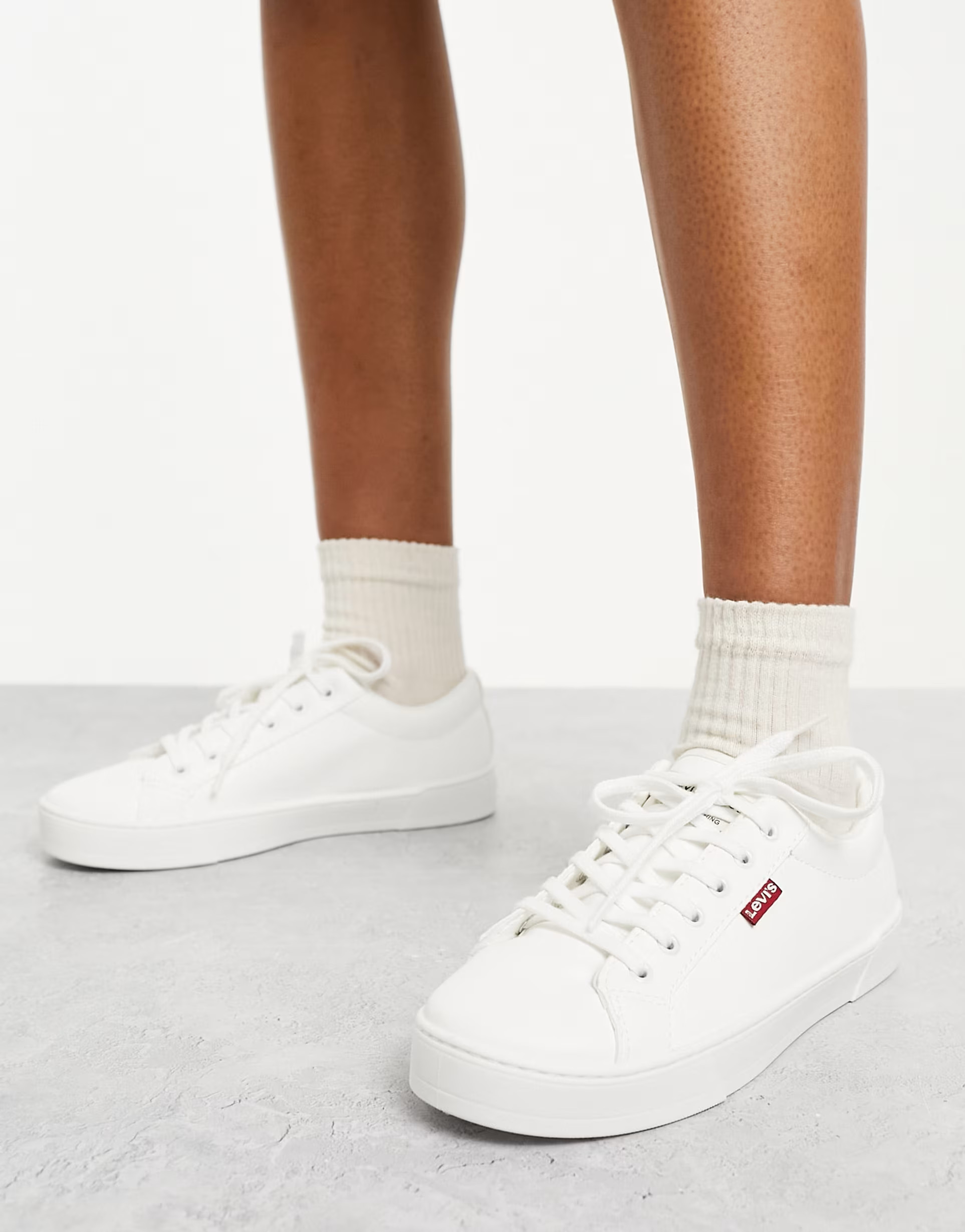 Levi's Malibu trainer in white with logo | ASOS | ASOS (Global)