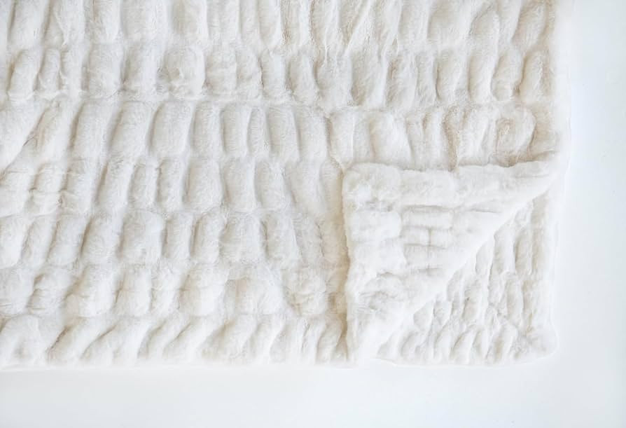 Minky Couture Hugs Blanket - Extra Plush Blanket for Premium Gifting - Stretchy Bubbled Cozy Thro... | Amazon (US)