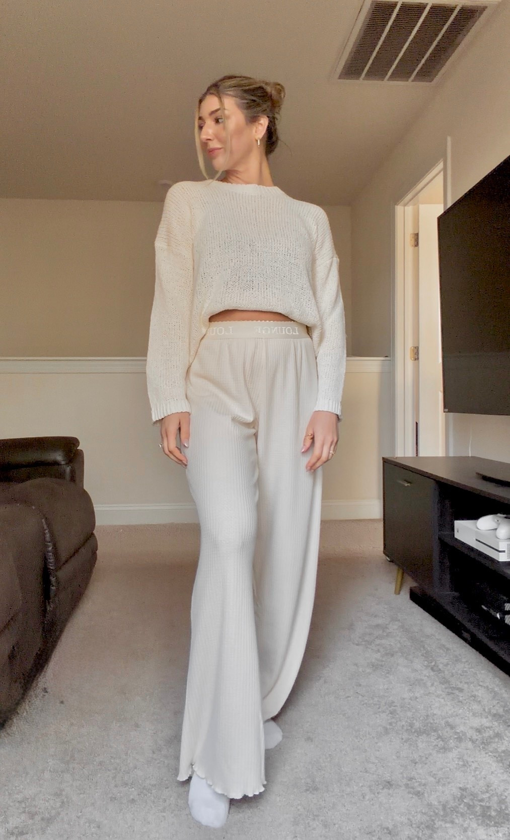 Loungewear | Lounge set | Comfy outfit | Comfy set | Abercrombie sweater

#LTKmomlife #LTKootd #LTKSaleAlert