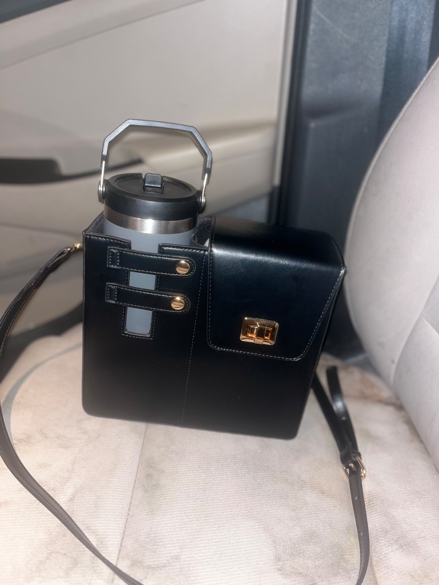 Hot Mama Walks here I come with my new purse WITH a water bottle spot! 

#LTKKids #LTKActive #LTKFindsUnder50