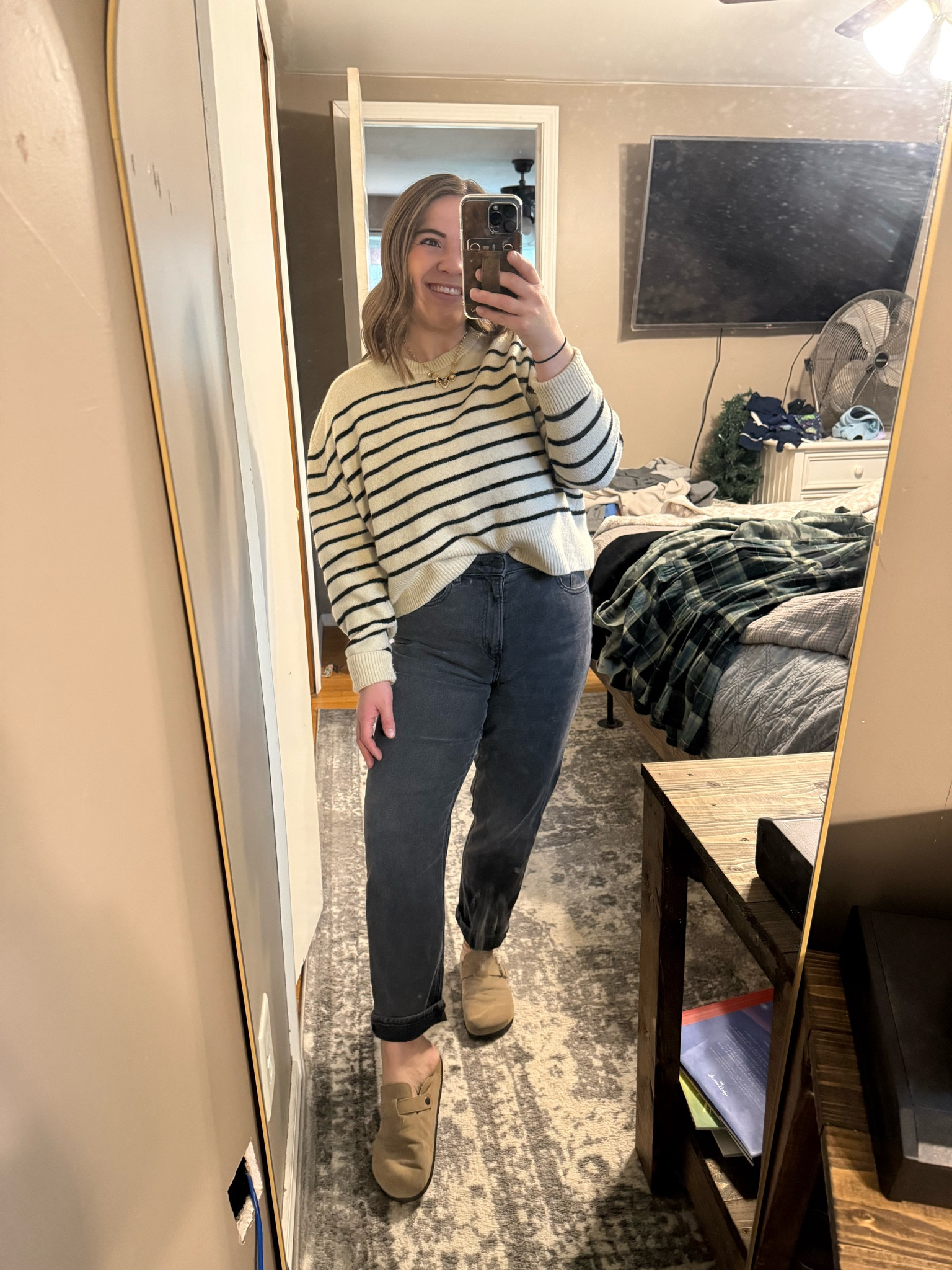 Target Sweater- sized up 2 for an oversized fit and not so cropped
Amazon shoes- tts7

#LTKFindsUnder50 #LTKShoeCrush #LTKSeasonal