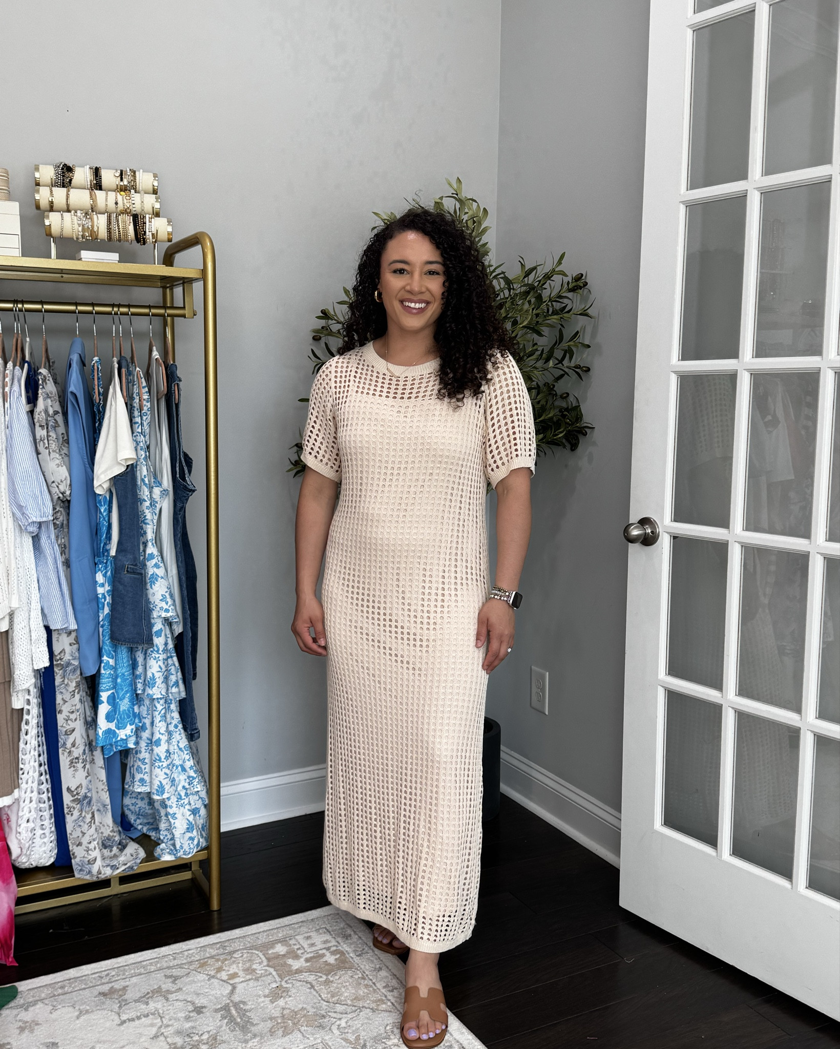 This crochet dress comes with a slip cover so you can wear it as a dress or over your swimsuit wearing a large could have done medium 