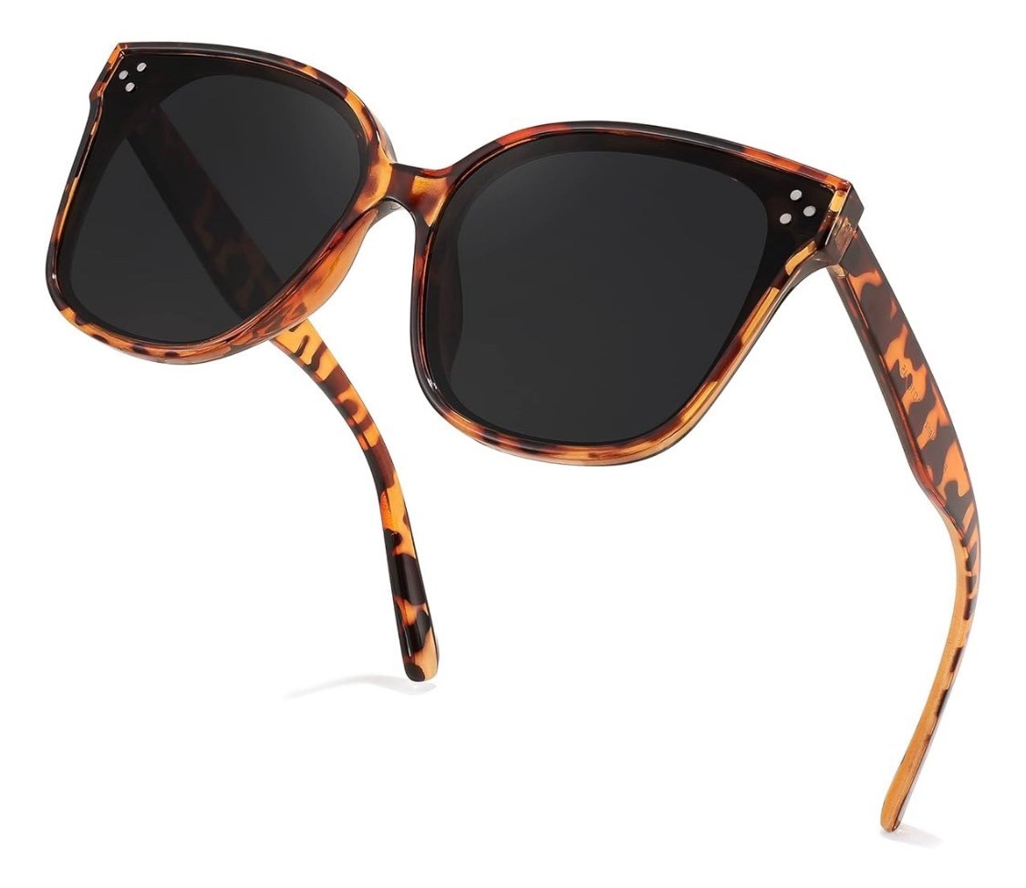 Classic Tortoise Cat Eye – Everyday It‑Girl

This pair gives that classic cat-eye feel with a modern, slightly oversized tortoise frame and dark lenses. It’s your “throw on and go” dupe that works with literally everything in your closet.

Style tip: Keep one in your car or tote; it flatters most face shapes and instantly polishes a casual look.

#LTKootd #LTKgrwm #LTKBeauty