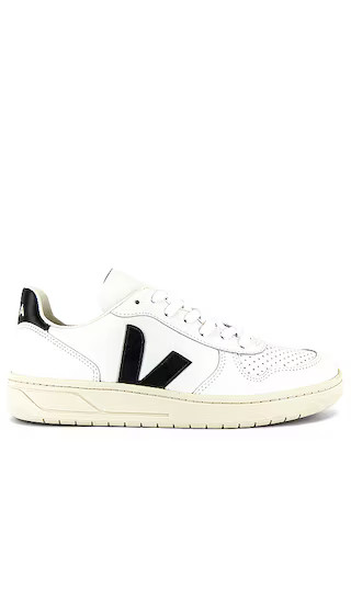 V-10 Sneaker in Extra White & Black | Revolve Clothing (Global)