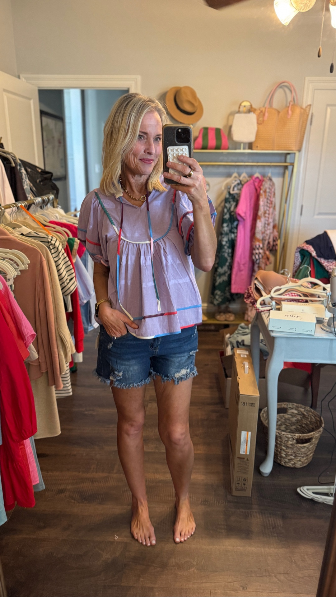 Snag this top for as low as $14.98! So many color options to choose from, but this purple one was a no brainer for me 🙌🏼

I’m in my true size medium and the quality feels like I bought it at an online boutique



#LTKFindsUnder50 #LTKStyleTip #LTKOver40