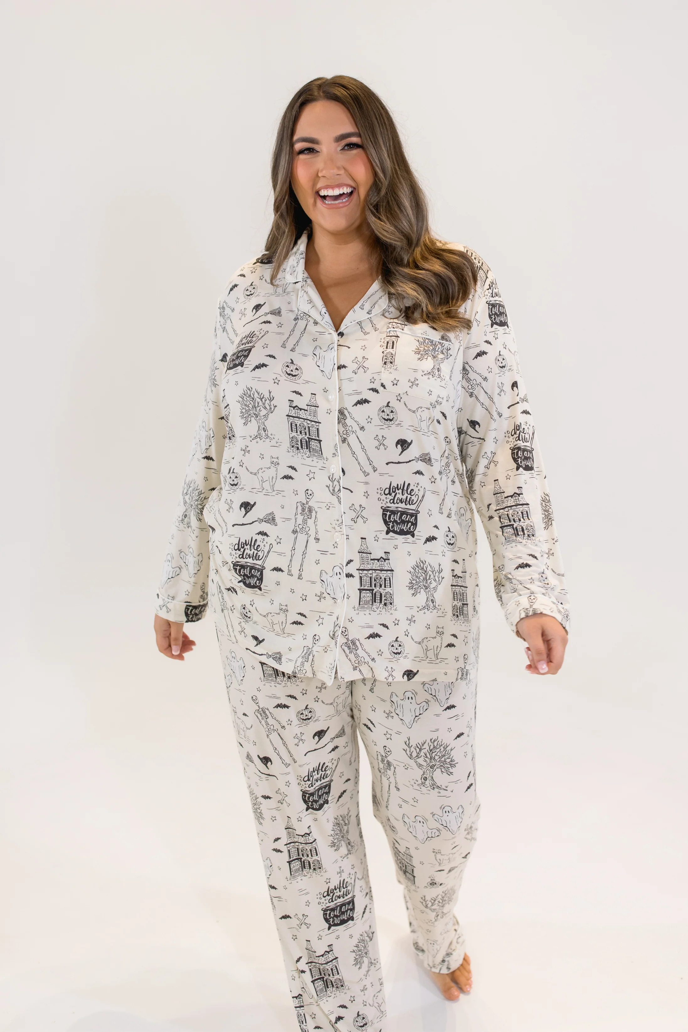 Bone Halloween Toile Long Sleeve & Pant Pajama Set | In My Sundays