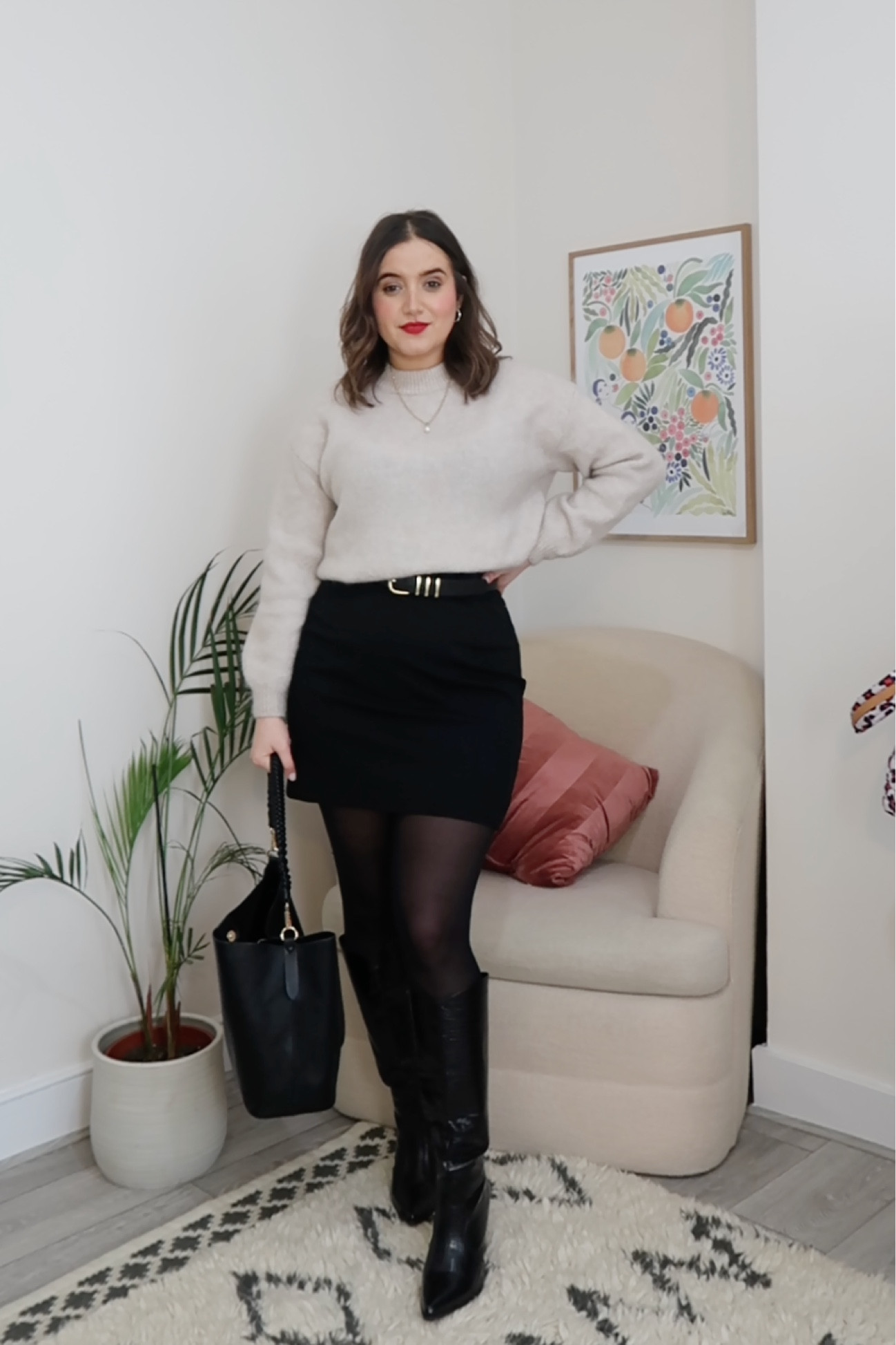 GRWM ✨Styling my new mini skirt on my midsize body

#LTKeurope #LTKmidsize #LTKfindsunder50
