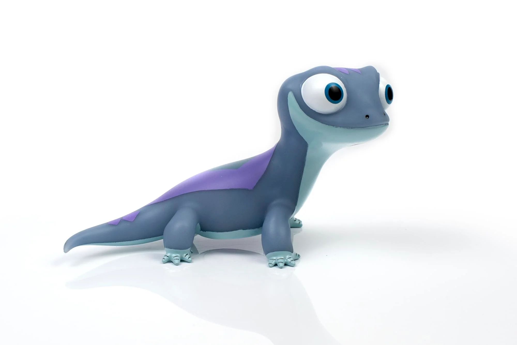 Disney Frozen 2 Bruni Mood Light | Bruni Frozen 2 Salamander LED Lamp | 6 Inches | Toynk