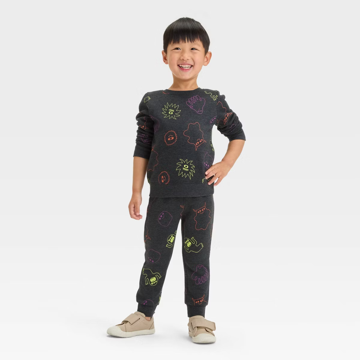 Toddler Boys' Skeleton Halloween Long Sleeve T-Shirt and Jogger Pants Set - Cat & Jack™ Black | Target