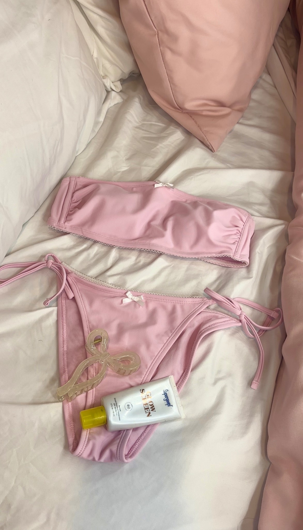 pink target bikini 

#LTKFindsUnder50 #LTKSummerEdit #LTKSwim