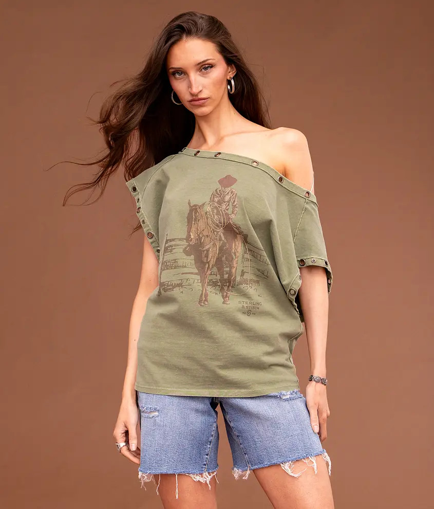 Off The Shoulder Grommet T-Shirt | Buckle