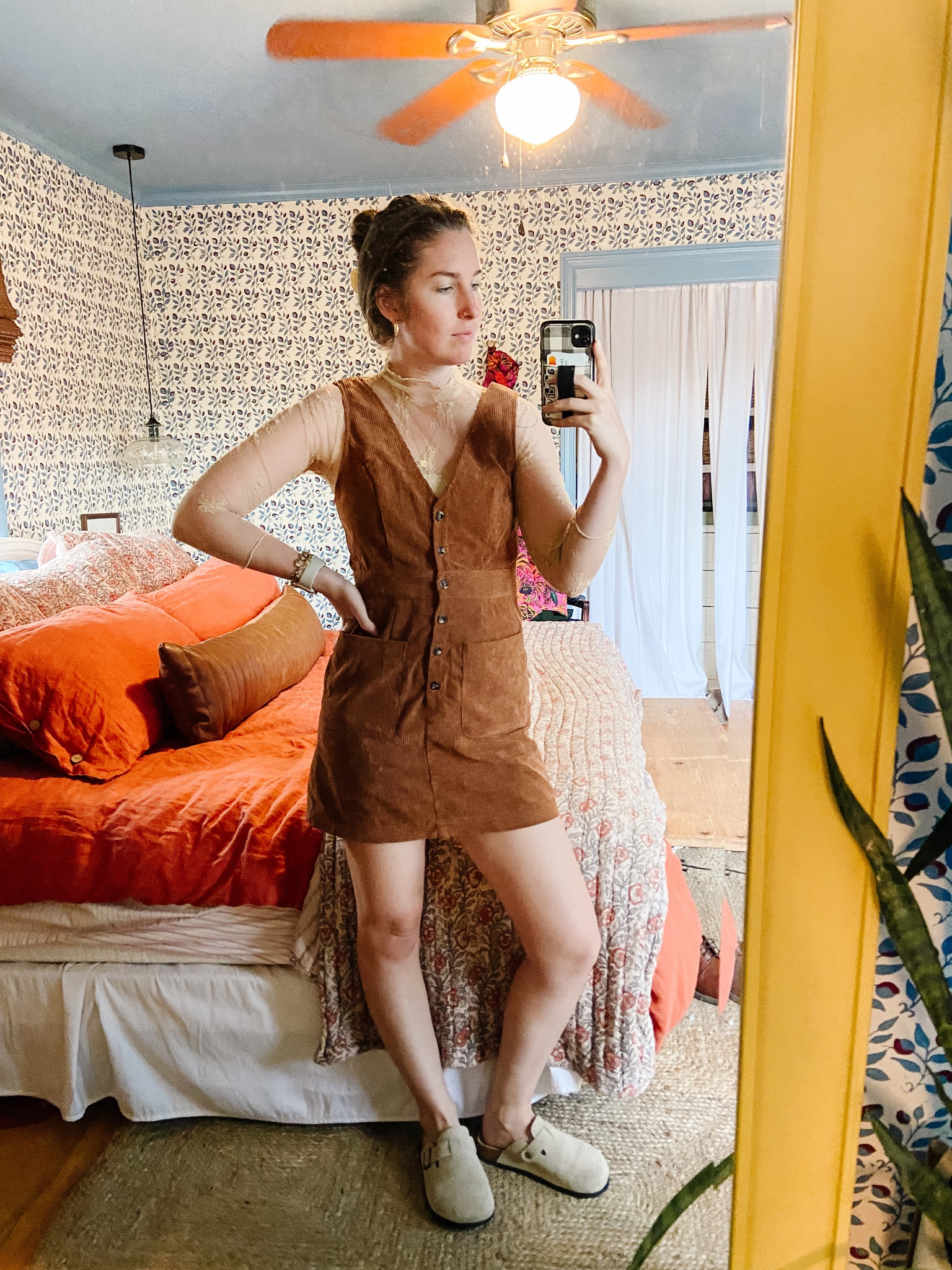 Fall vibes are going strong

#LTKHalloween #LTKfindsunder50 #LTKSeasonal