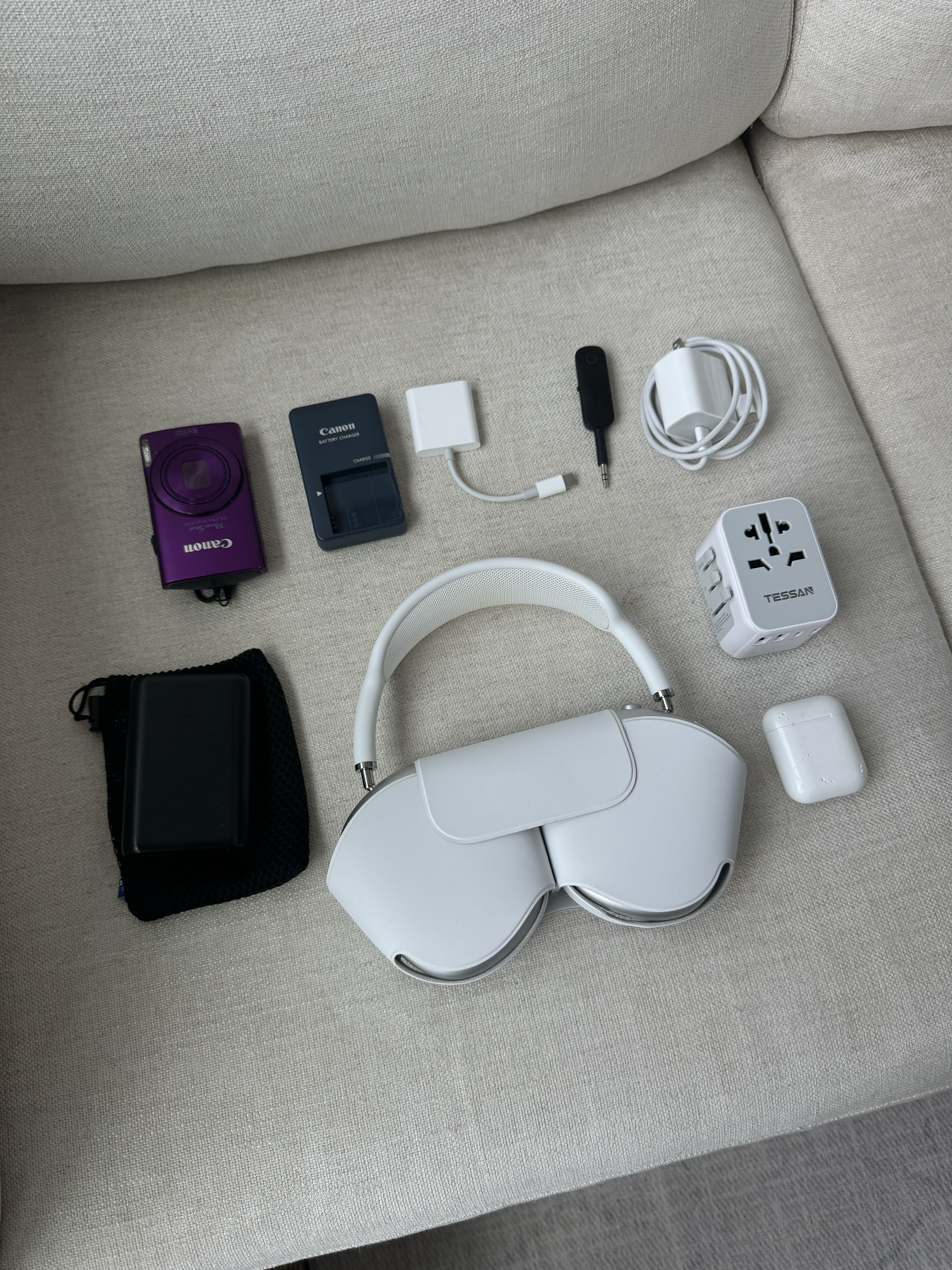 My travel tech products 🧳

#LTKgiftguide #LTKtravel #LTKcanada