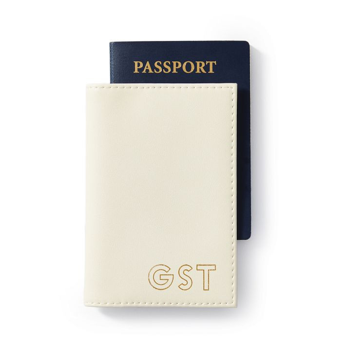 Fillmore Passport Case | Mark and Graham