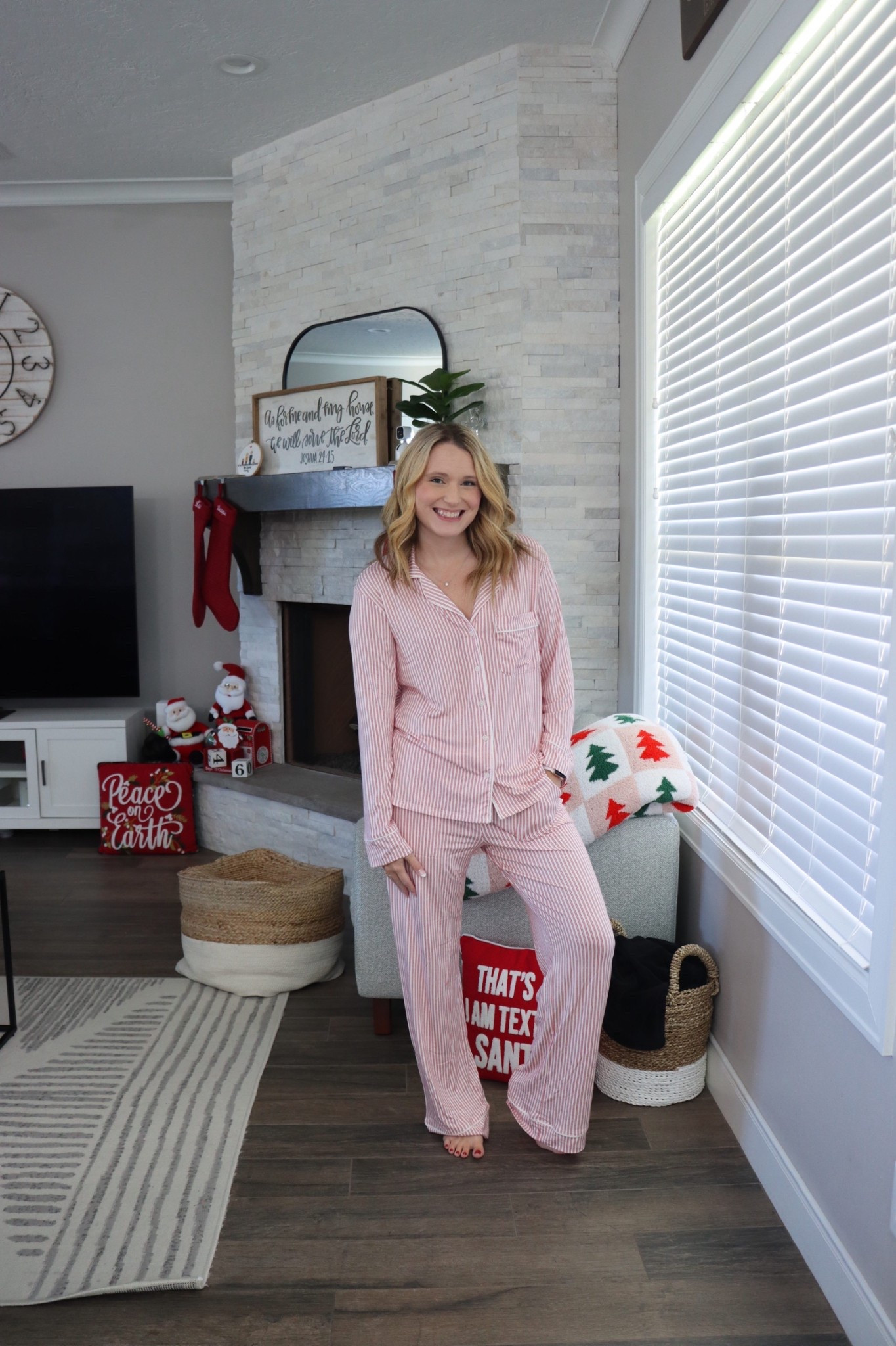 Such cute and cozy pajamas to take you from Christmas through Valentine’s Day🎄💕

Great for gifting or a refresh for yourself.

//
Christmas pajamas 
Women’s Pajamas 
Winter pajamas 

#LTKHoliday #LTKselfcare #LTKGiftGuide