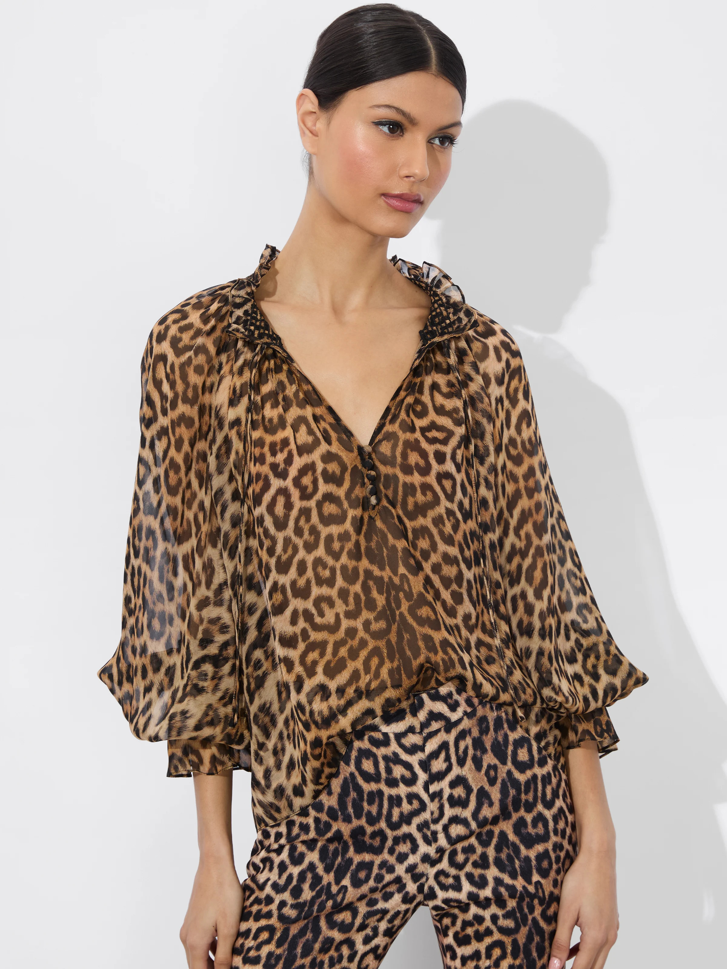 alice + olivia NORAH LEOPARD BLOUSE | Alice + Olivia