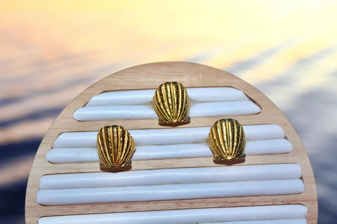 Stainless Steel Gold Plated Scallop Shell Ring - Etsy | Etsy (US)