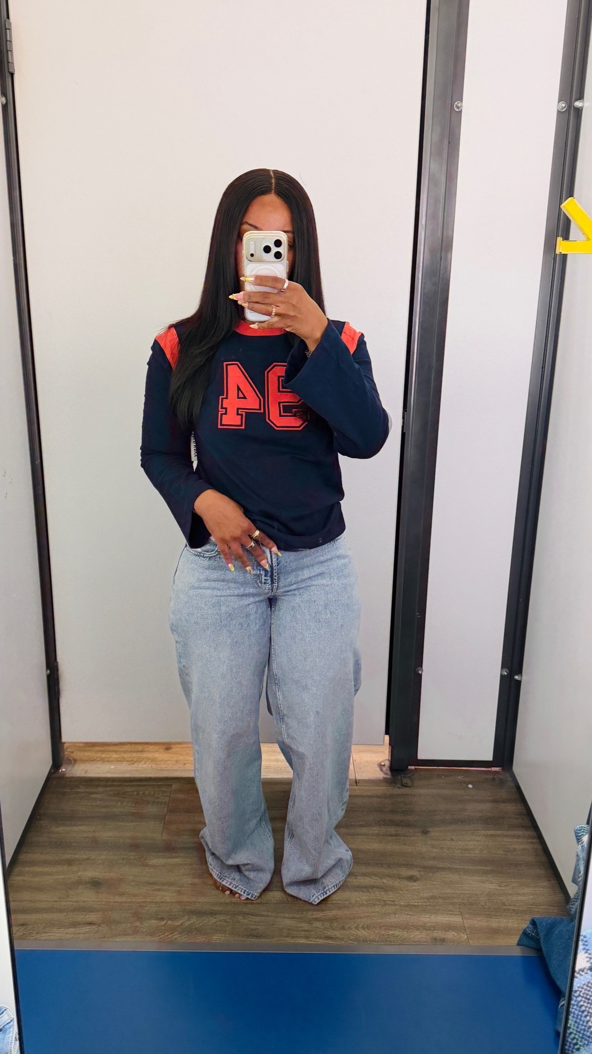 Wearing a size small in the top and a 6 in these low rise baggy jeans.

The jeans are super comfy and little long but you can choose the shorter version on the website. Love the wash on them also

#LTKSaleAlert #LTKPetite #LTKU