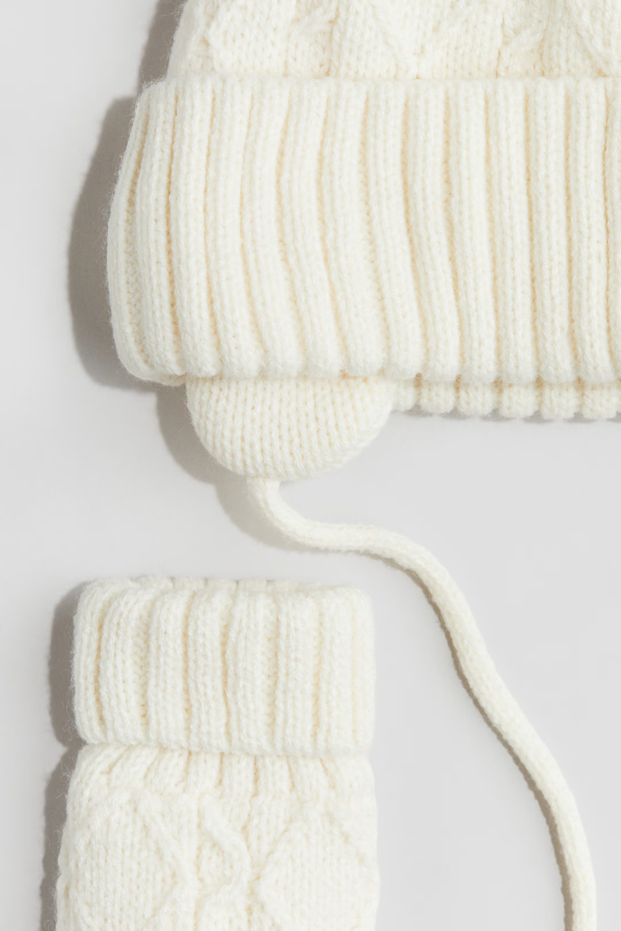 2-piece Beanie and Mittens Set - White - Kids | H&M US | H&M (US + CA)