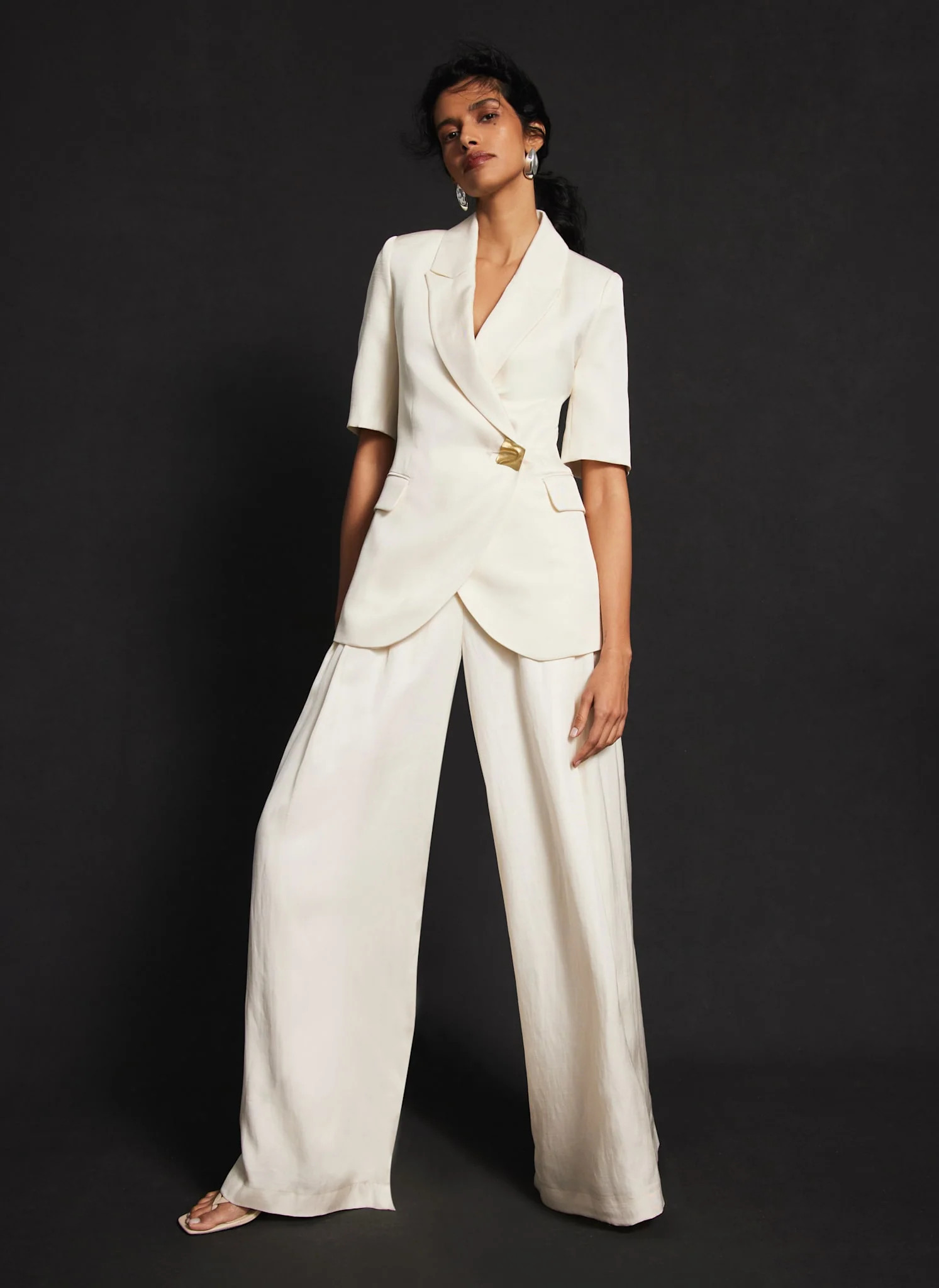 Cream Pleated Wide Trousers | Mint Velvet