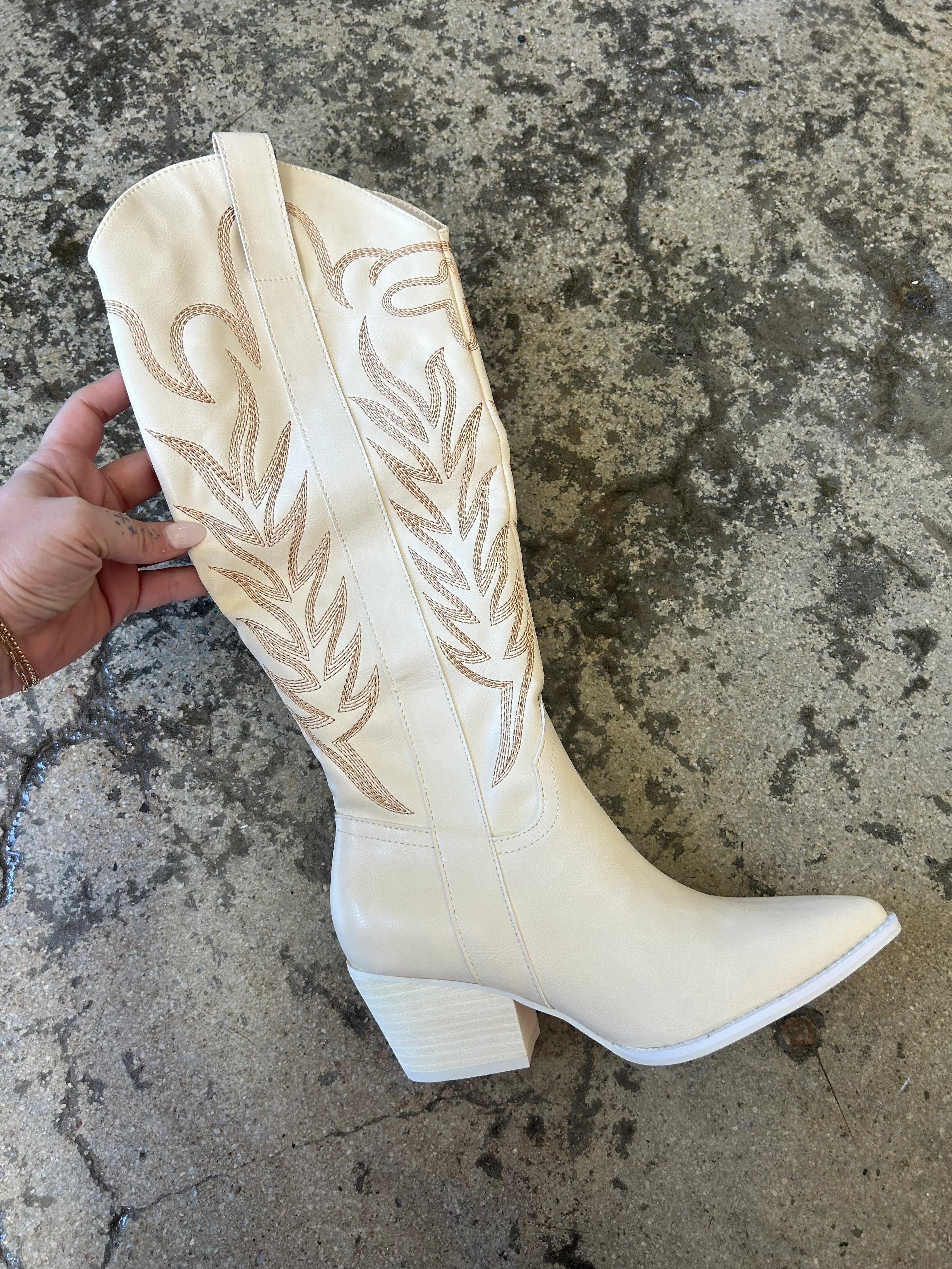 Good As It Seems Cowboy Boots | Willow Boutique