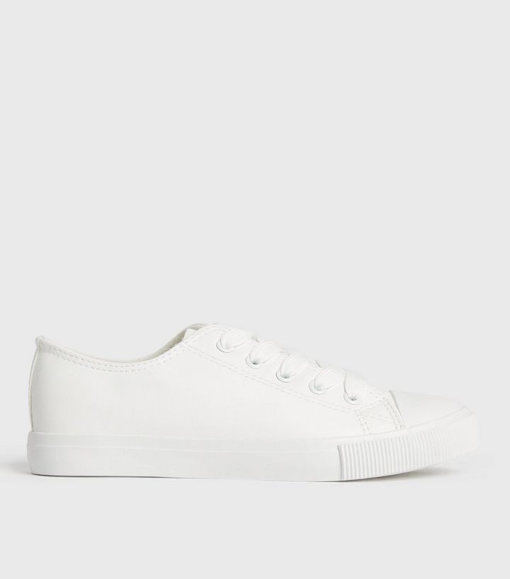 White Round Toe Lace Up Trainers
						
						Add to Saved Items
						Remove from Saved Items | New Look (UK)