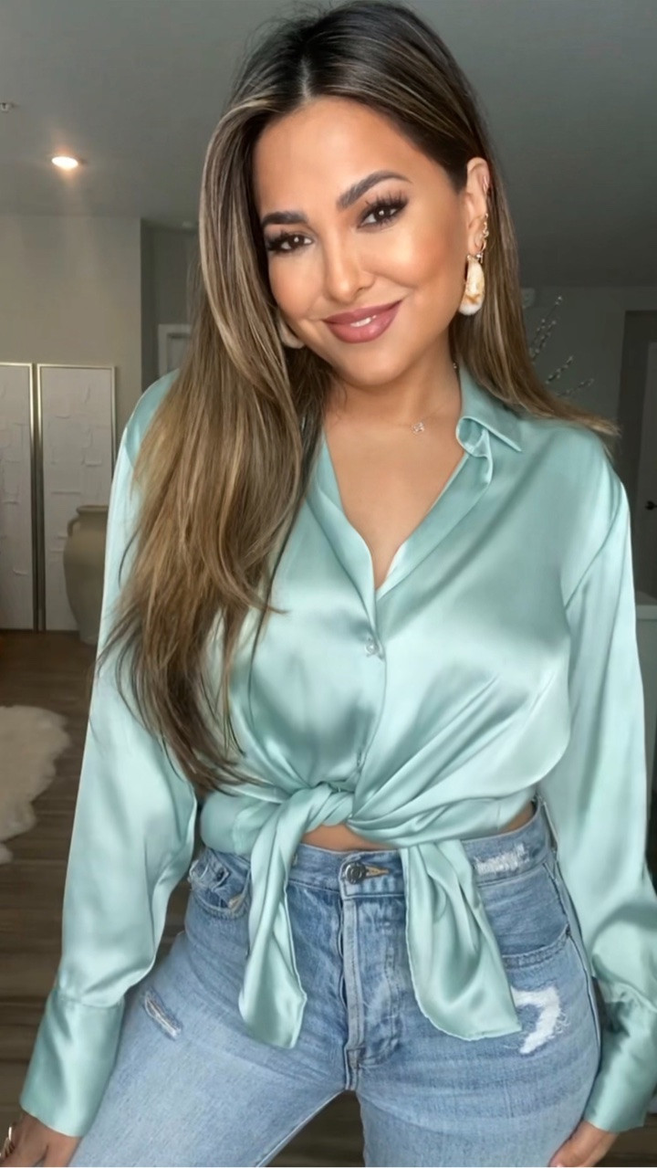 Button down hack!

#LTKootd #LTKgrwm #LTKSeasonal