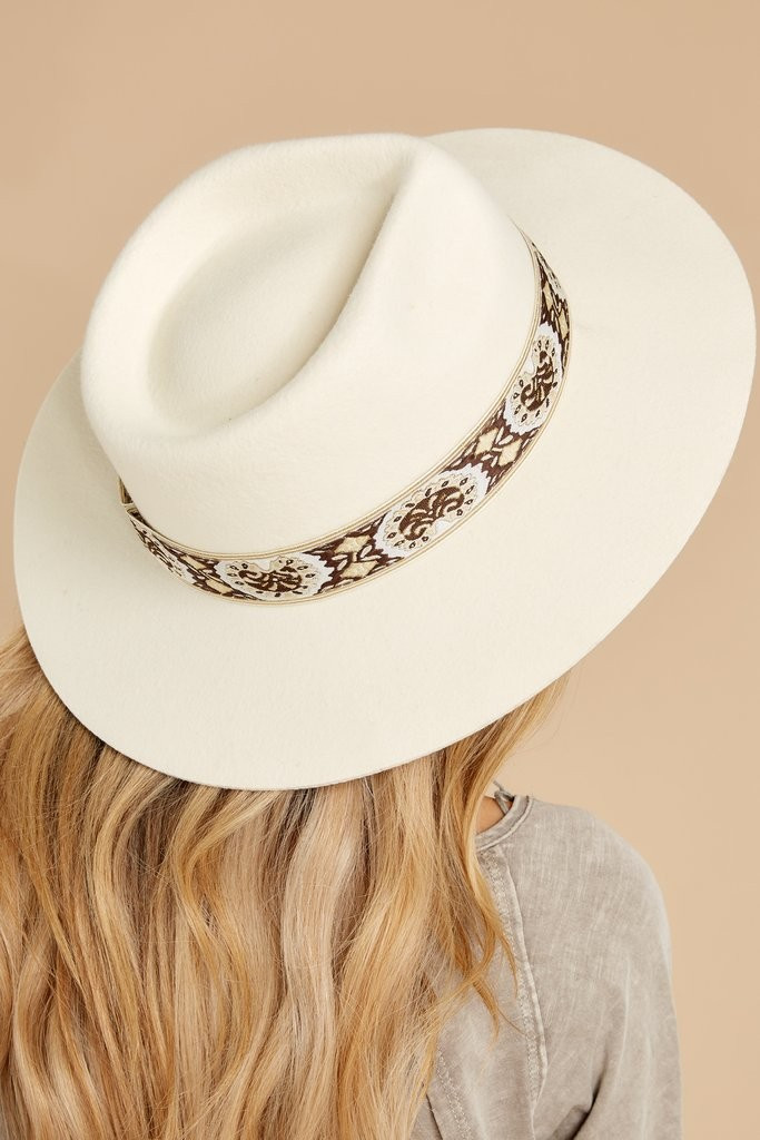Beverly Ivory Hat | Red Dress 