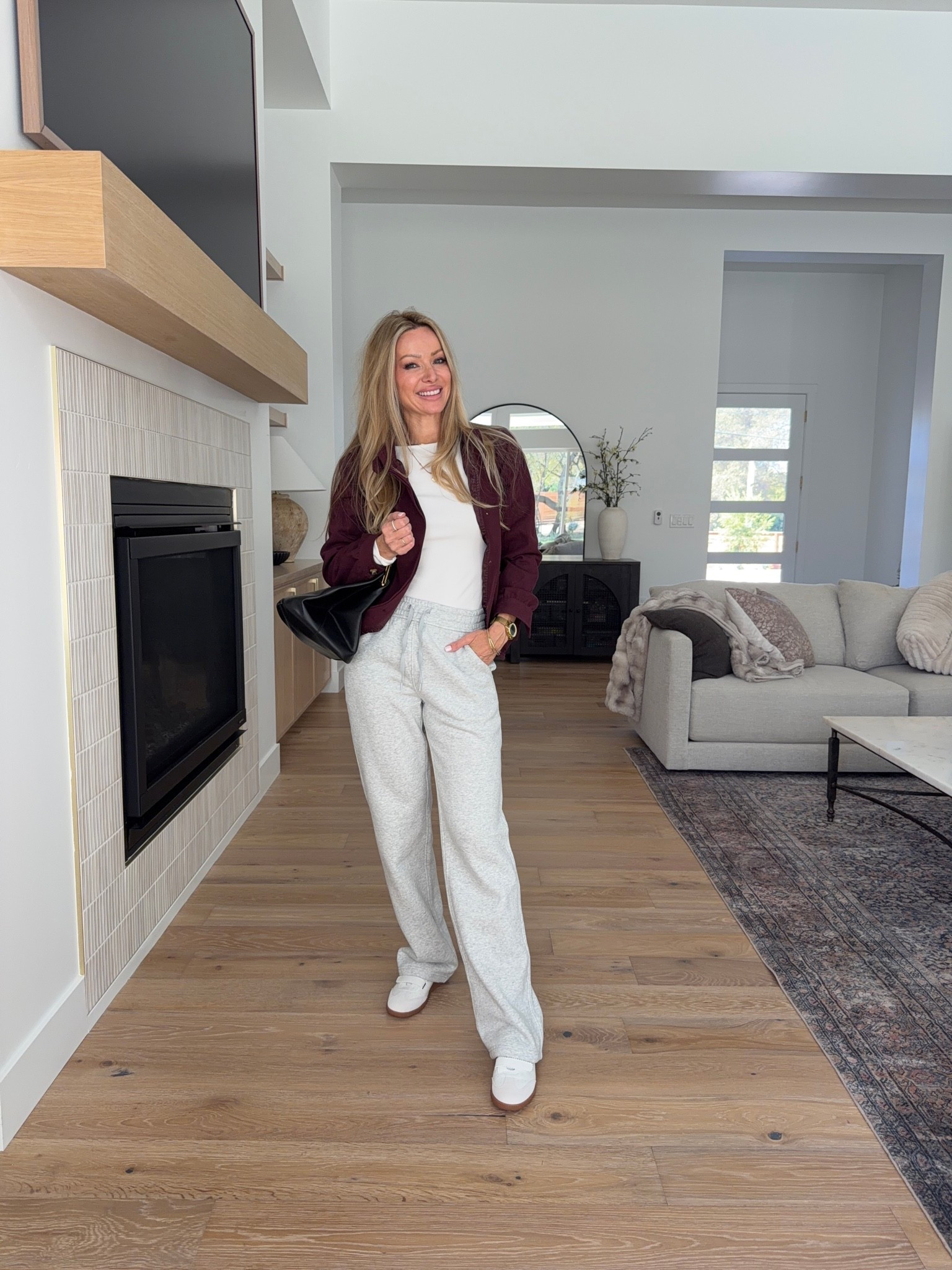 One Amazon haul, endless comfy outfits 🤎 comment AMAZON and I'll send you the details

Everything in this haul mixes and matches — leopard wide-legs, black drawstring pants, grey sweats, soft tees, a cream quarter-zip, the marbled sweatshirt I'm obsessed with, and the burgundy jacket. Same pieces, completely different outfits. 🍂

One box from Amazon, a whole fall wardrobe.

Send this to your friend who's building a fall wardrobe 🤎

Which outfit is your favorite?

#amazonfashion #amazonfinds #amazonoutfit #falloutfits #capsulewardrobe