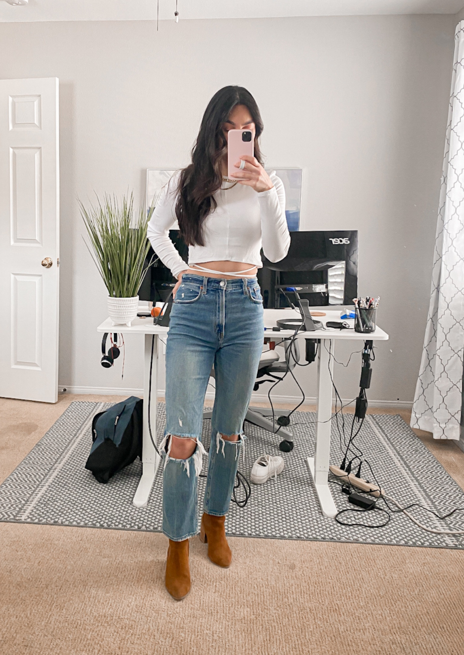 Today’s brunch outfit!! Last day of the Abercrombie LTK sale is today! Use code AFLTK

Top is sold out but I linked a few similar tops. 

#brunchoutfit #casualweekendoutfit  

#LTKsalealert #LTKSale #LTKunder100