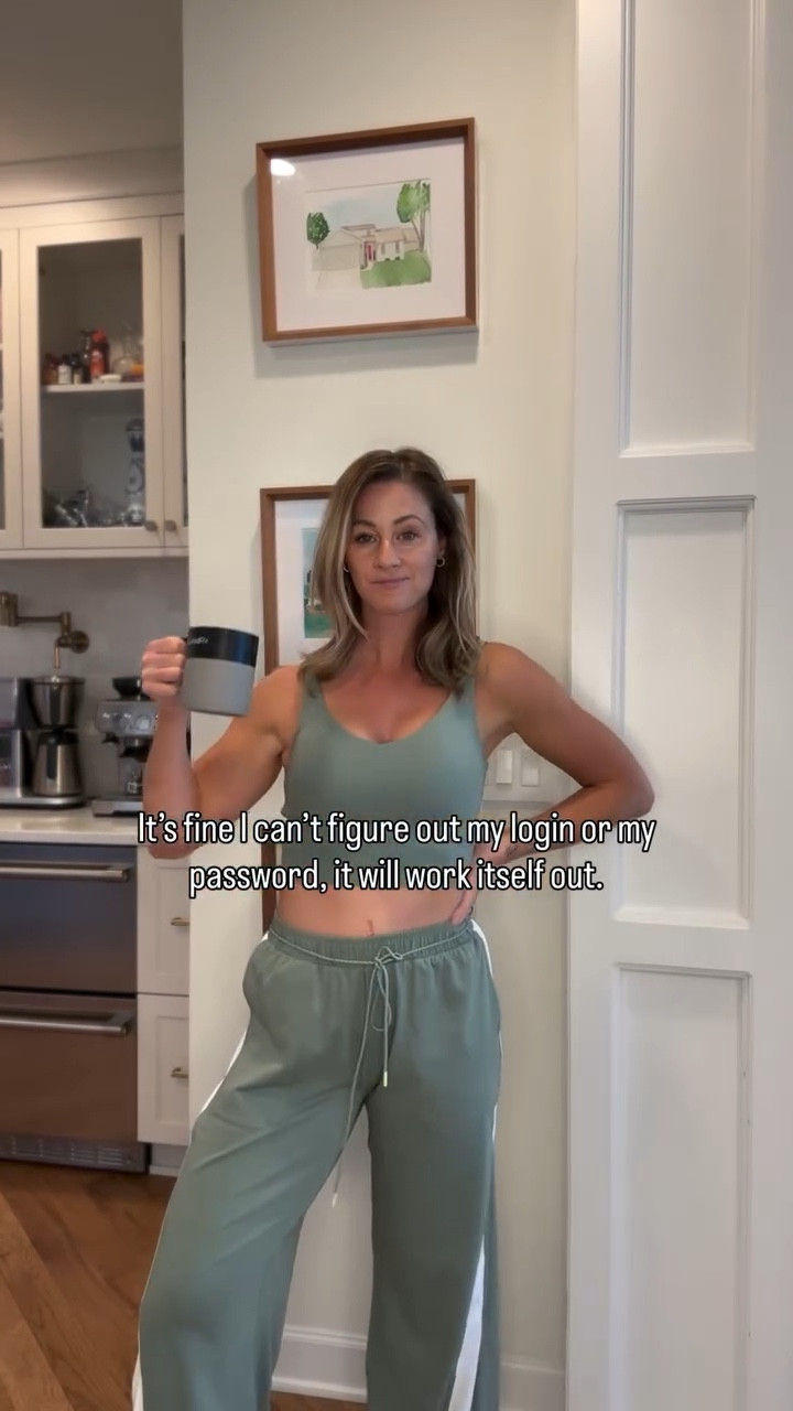 Aerie sale 20% off exclusively in the app!! Grab this set because you will wear it non stop. Promise  

#LTKdayinmylife #LTKootd #LTKgrwm