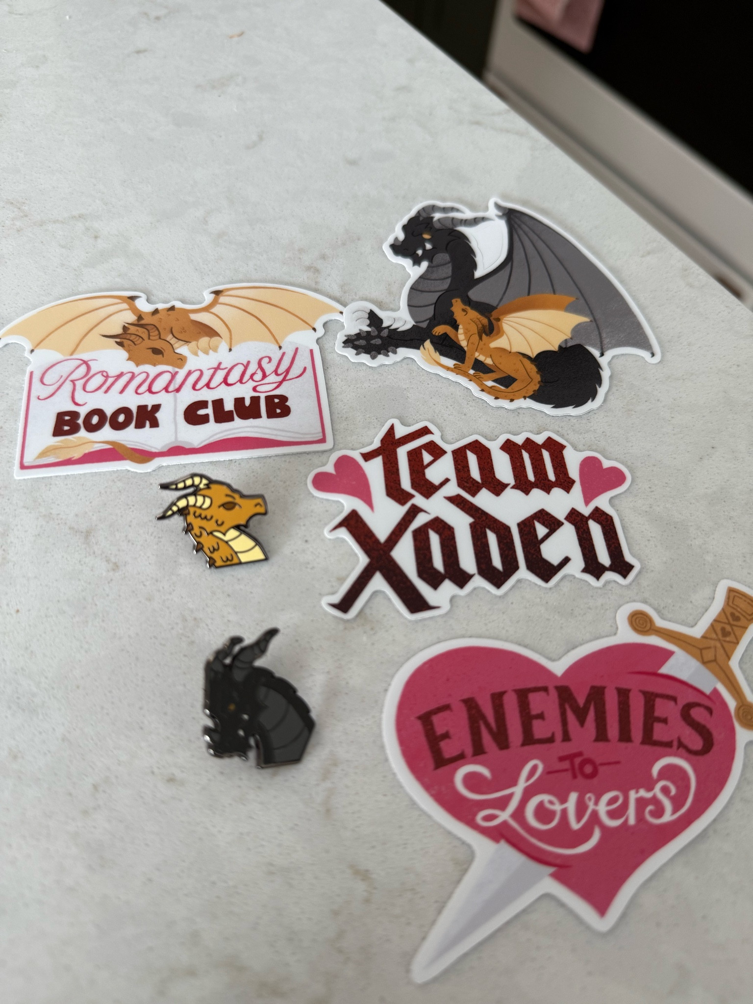 Fourth Wing merch 🐉🖤 

#LTKHome #LTKSaleAlert #LTKGiftGuide