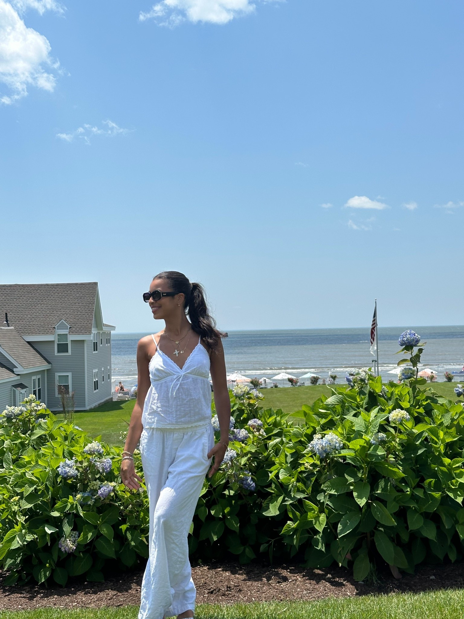 Summer outfit, all white outfit, all white outfit ideas, summer outfit inspo, summer outfits, summer outfit ideas 

#LTKTravel #LTKPetite #LTKSeasonal