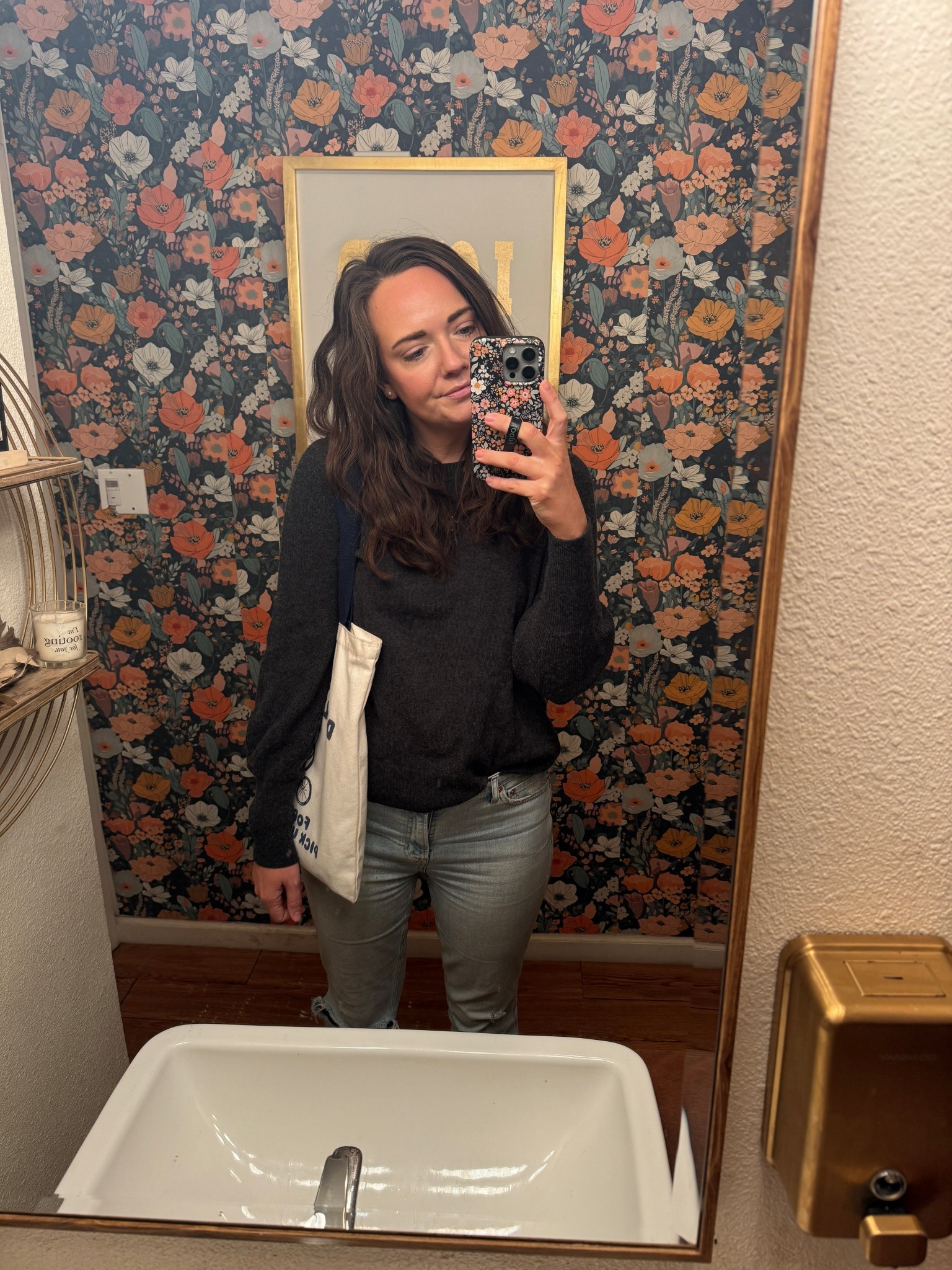 OOTD for running errands, retaking my drivers license photo, and a day date with my love! 🩷

#LTKootd #LTKSaleAlert #LTKdayinmylife