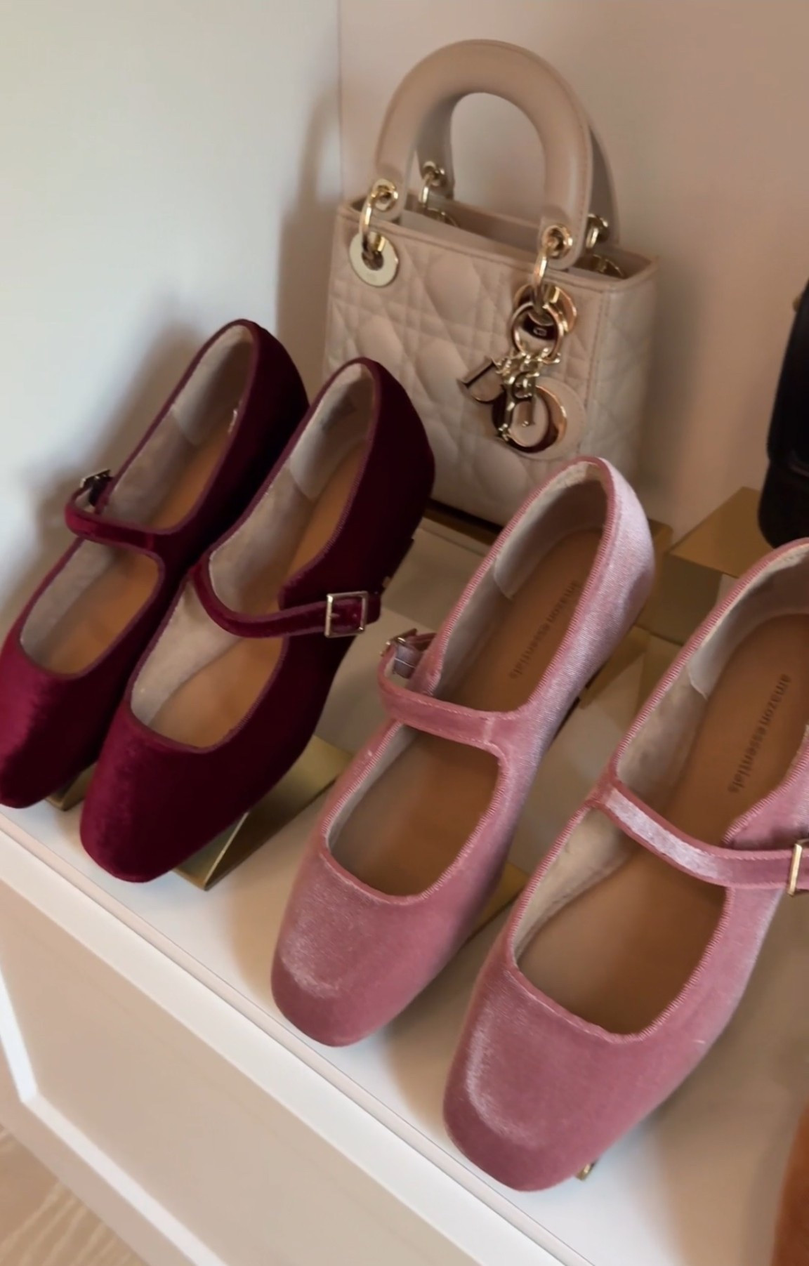 Scroll to shop!! Follow for more!!! Xo! ✨

#LTKootd #LTKmomlife #LTKdayinmylife